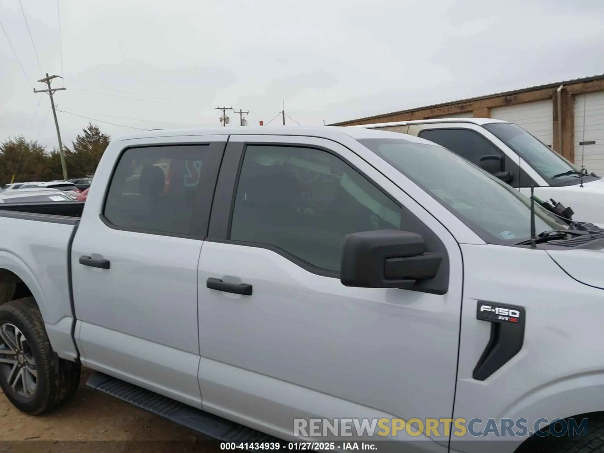 14 Photograph of a damaged car 1FTEW1CP6MKD12160 FORD F-150 2021