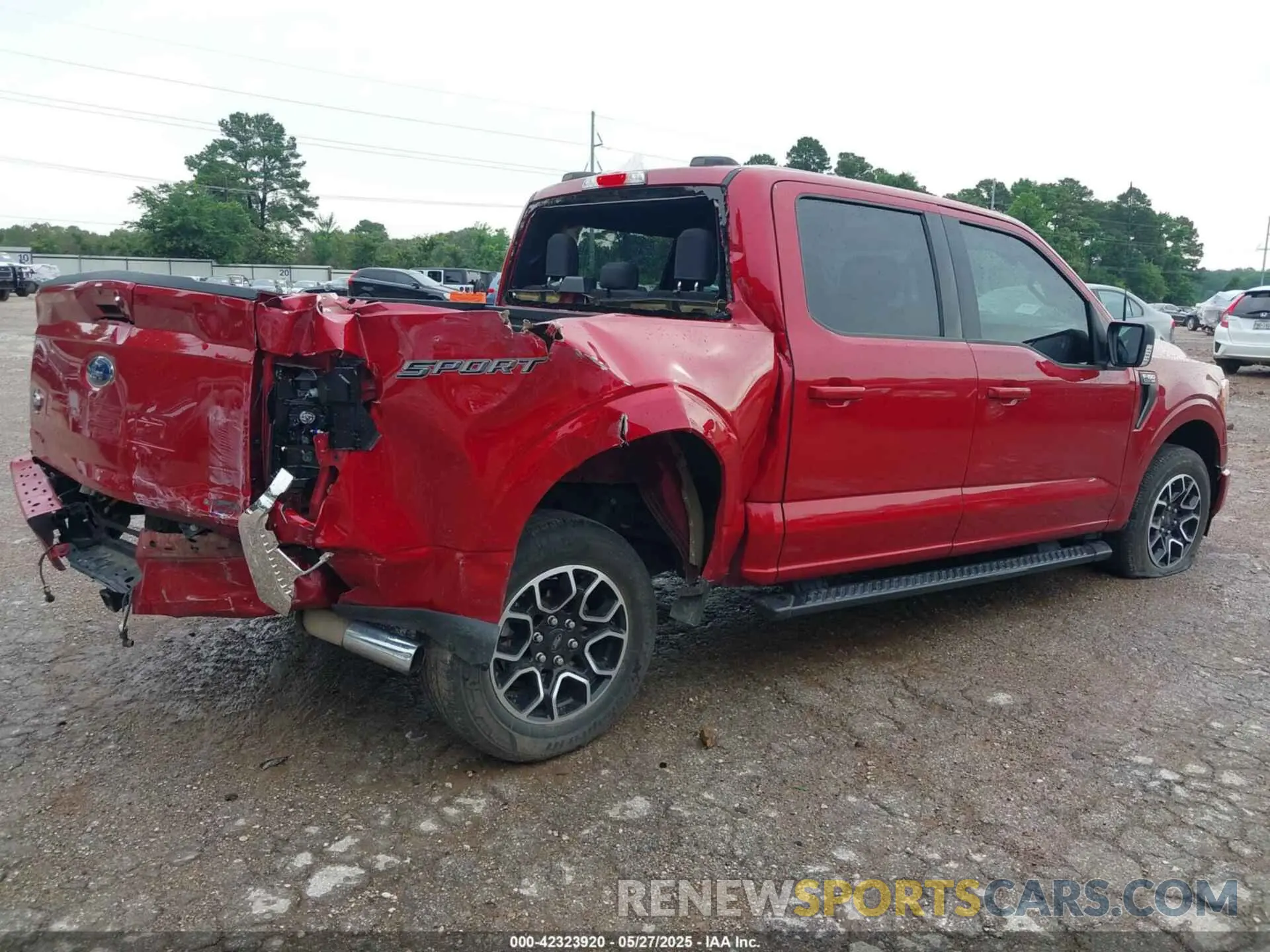 4 Photograph of a damaged car 1FTEW1CP7MKE81569 FORD F-150 2021