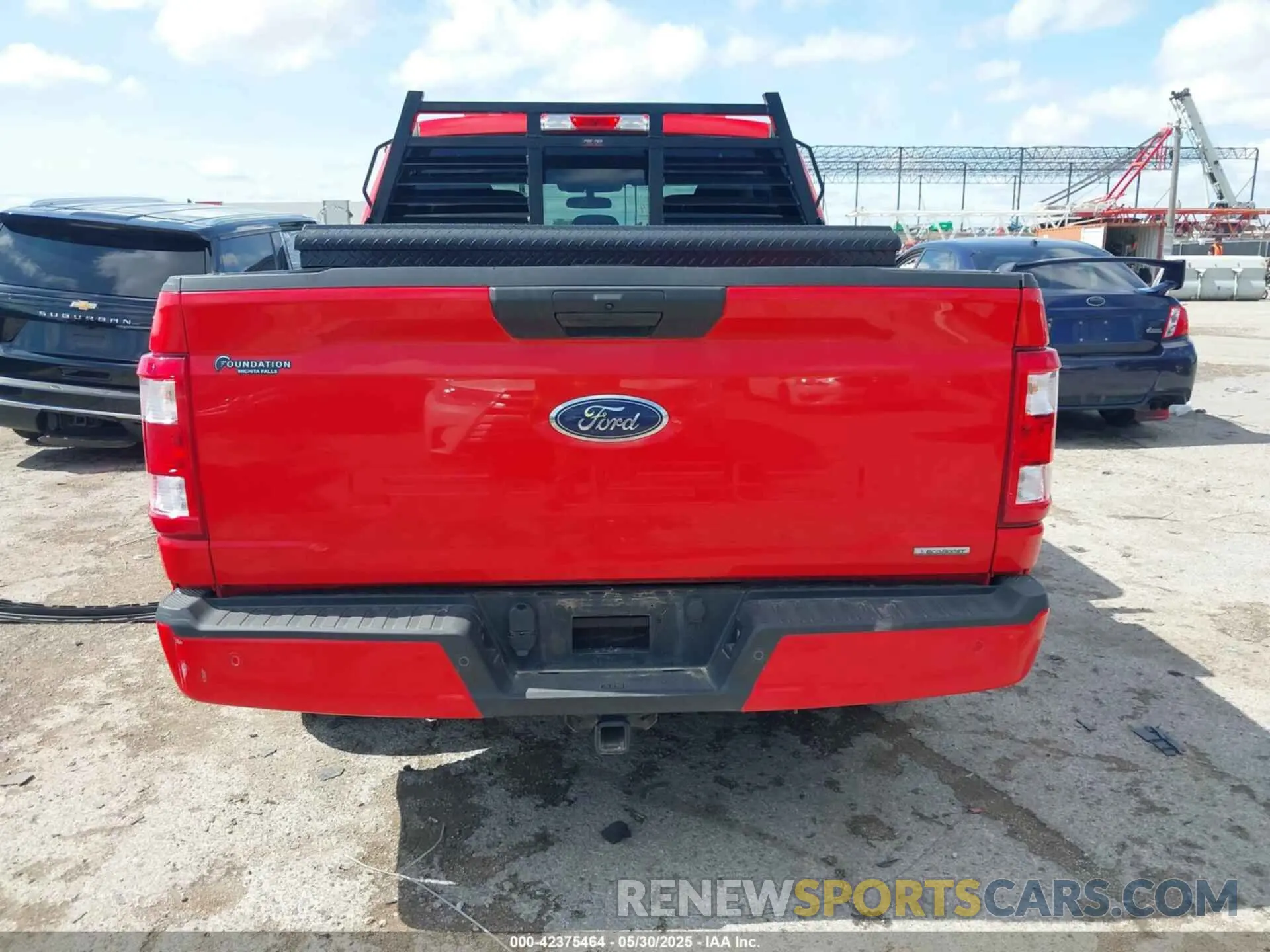 17 Photograph of a damaged car 1FTEW1CP8MKD05727 FORD F-150 2021