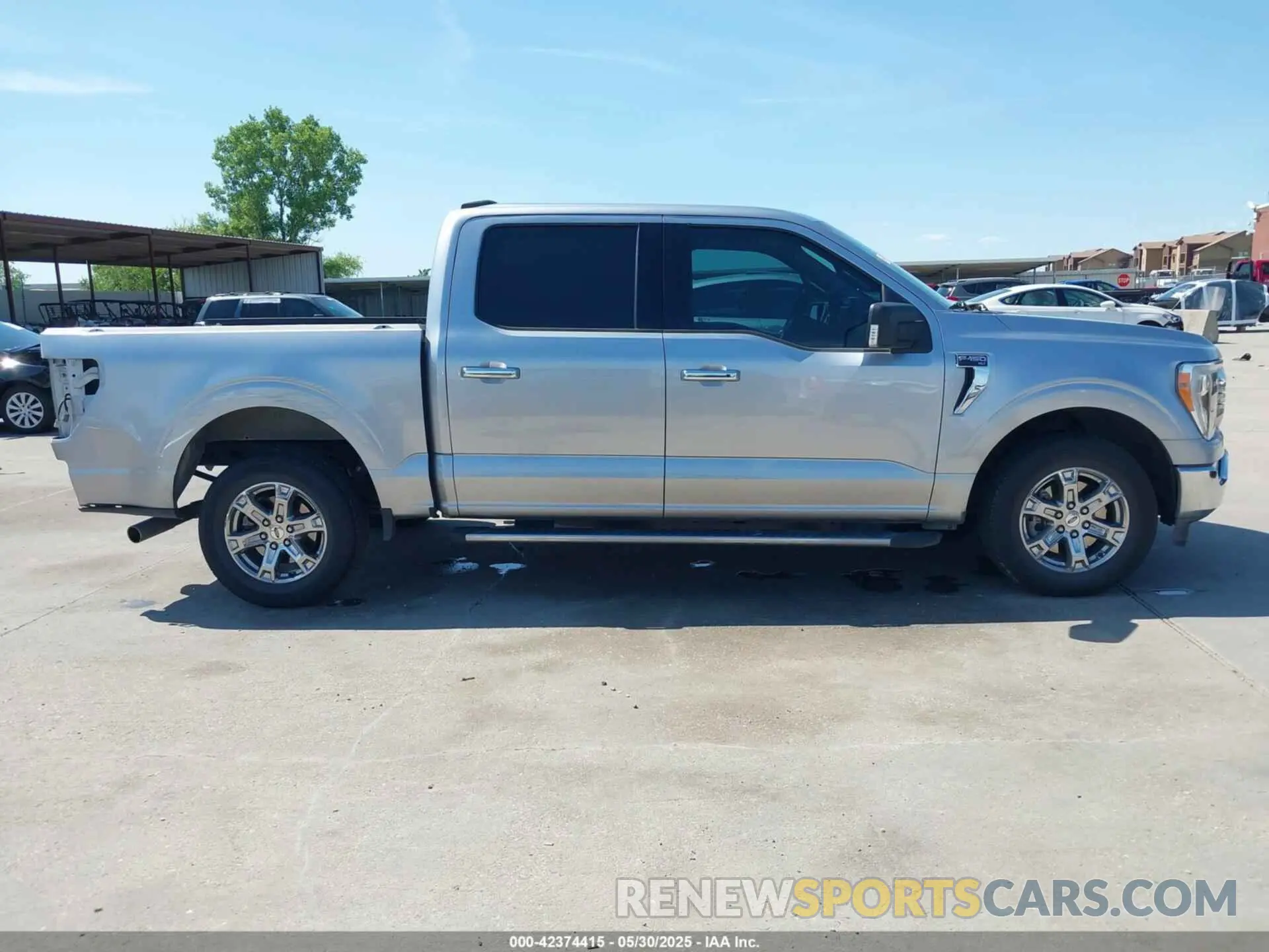 14 Photograph of a damaged car 1FTEW1CPXMFD00876 FORD F-150 2021