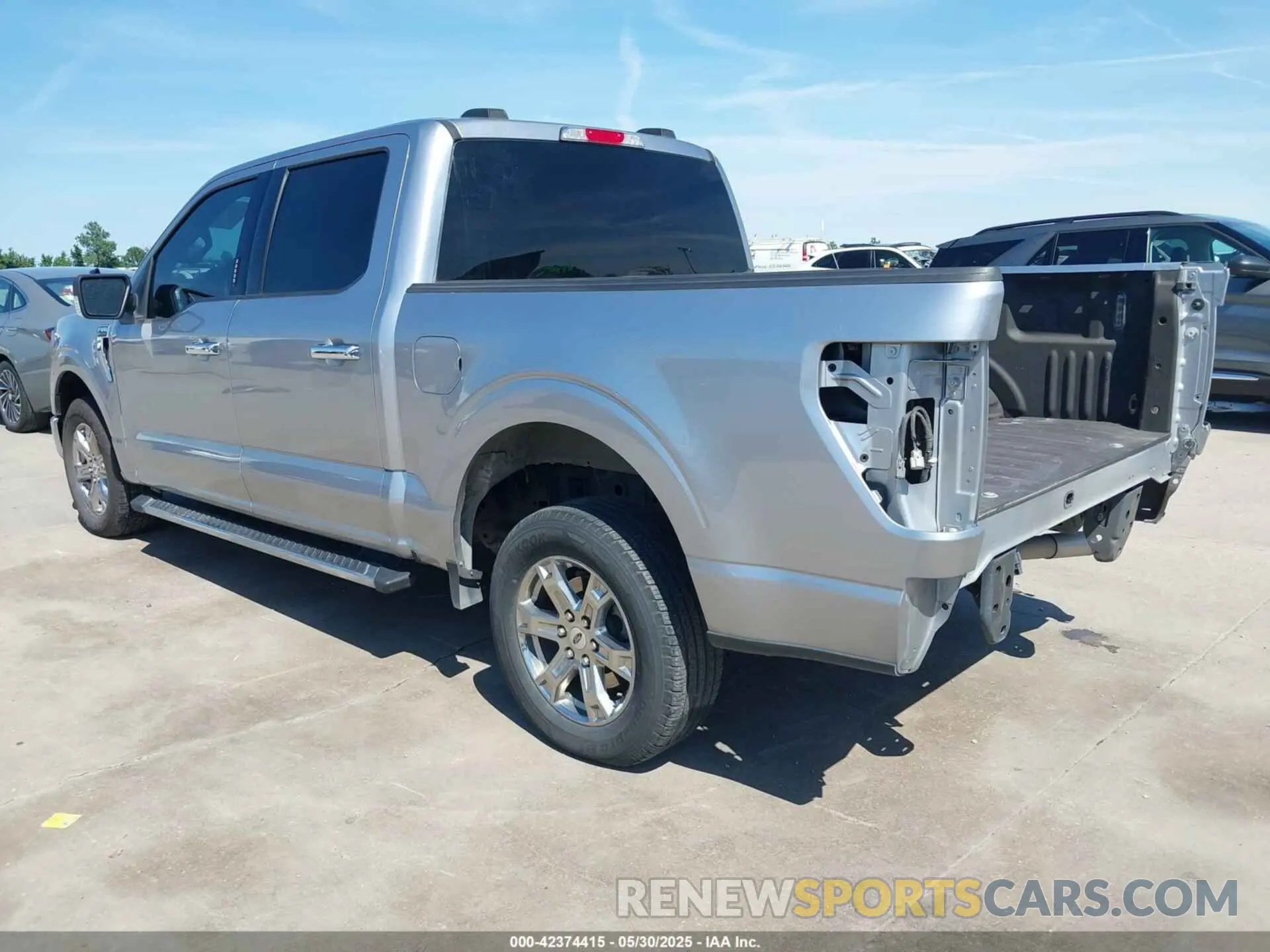 3 Photograph of a damaged car 1FTEW1CPXMFD00876 FORD F-150 2021