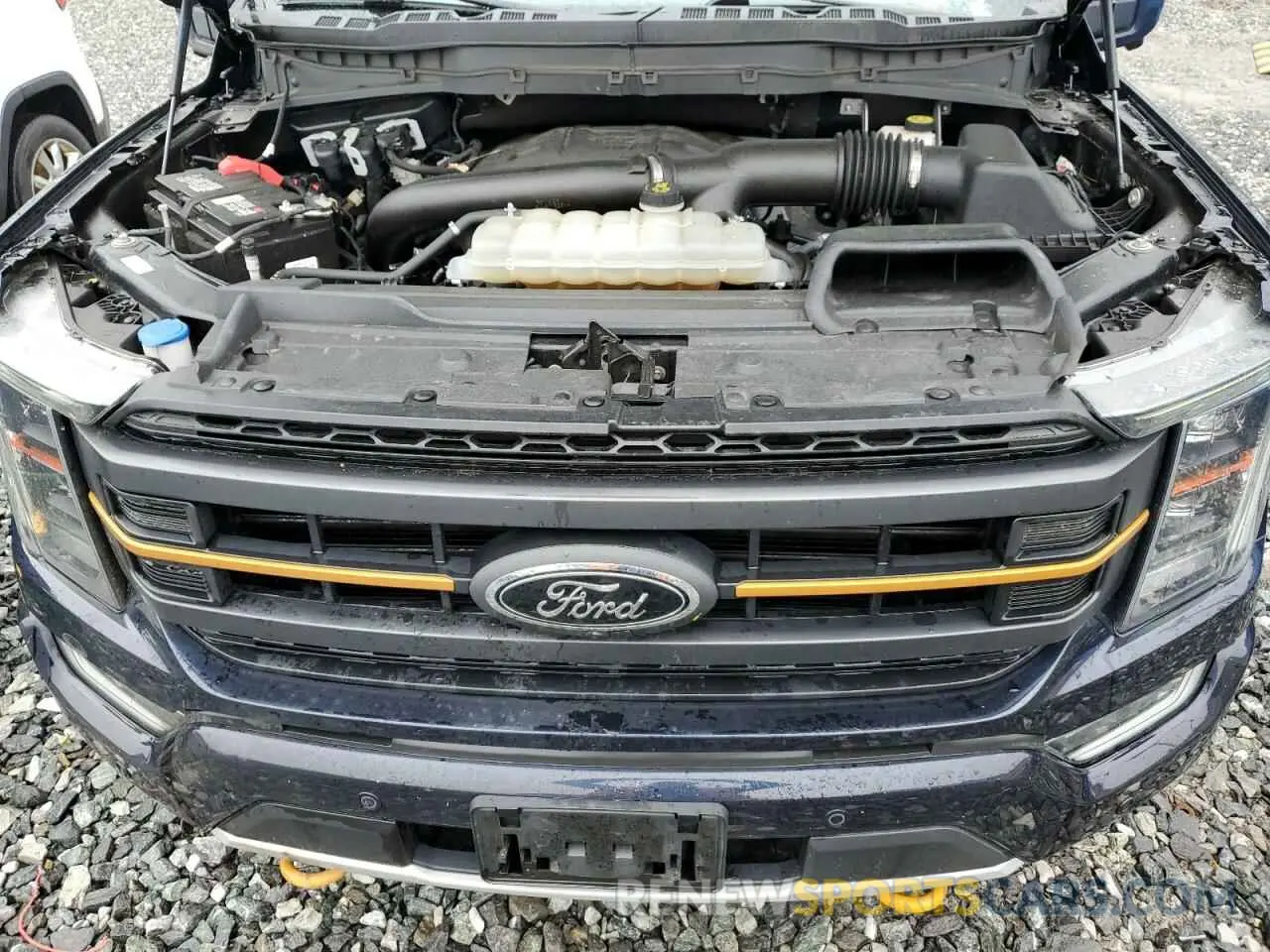 11 Photograph of a damaged car 1FTEW1E85MFC97312 FORD F-150 2021