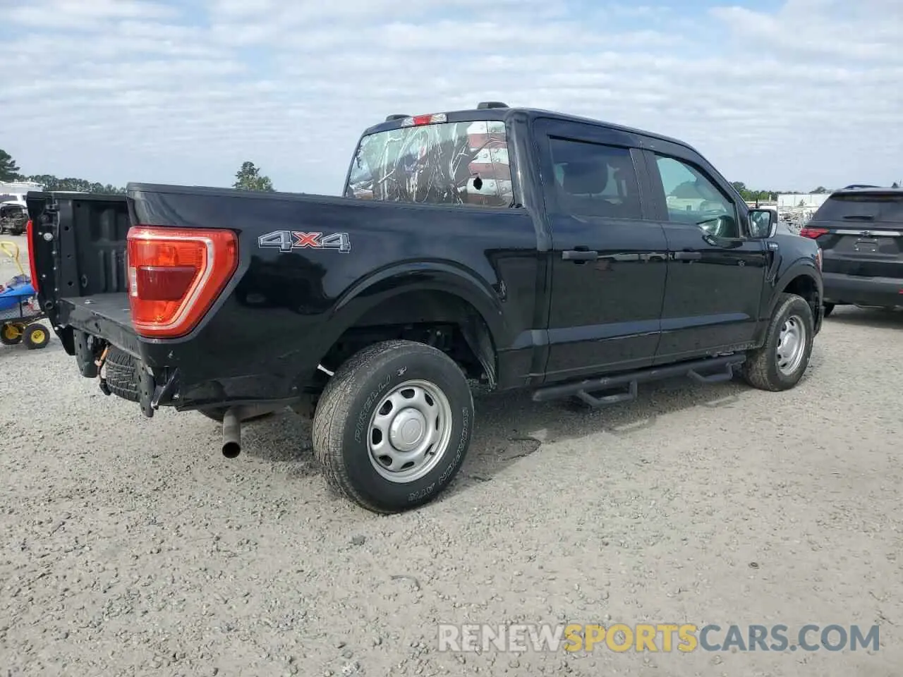 3 Photograph of a damaged car 1FTEW1EB4MFC72624 FORD F-150 2021