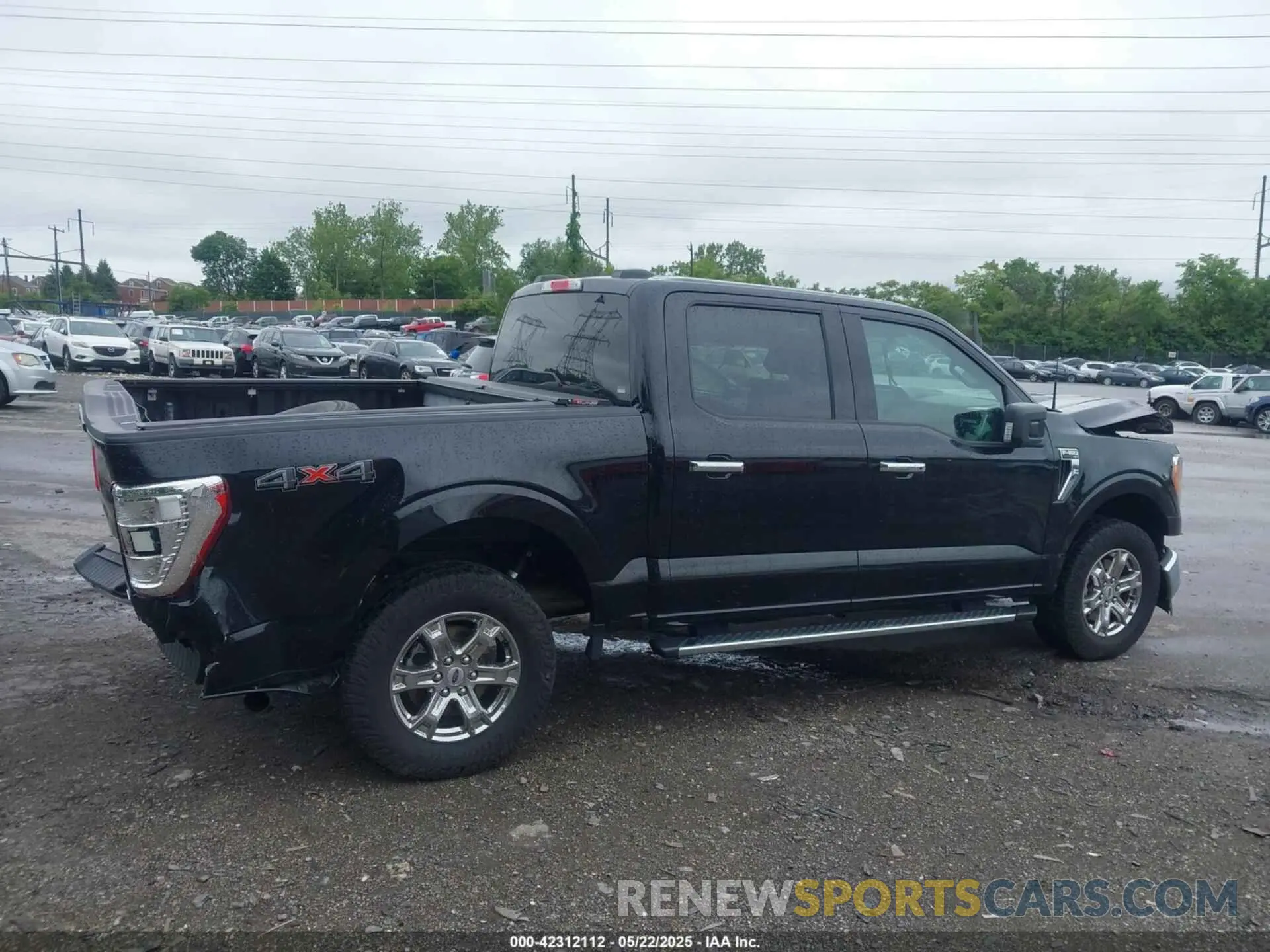17 Photograph of a damaged car 1FTEW1EP0MKE31593 FORD F-150 2021