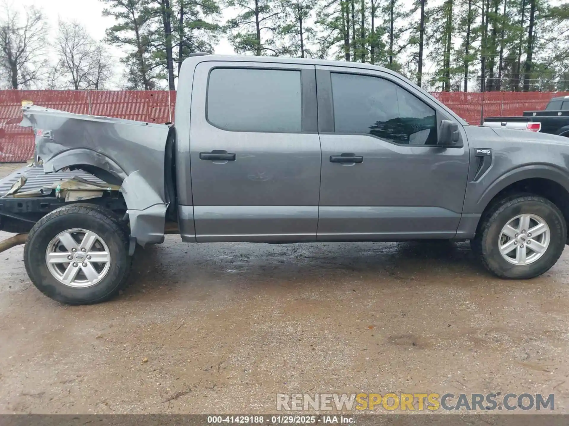 14 Photograph of a damaged car 1FTEW1EP0MKE81572 FORD F-150 2021