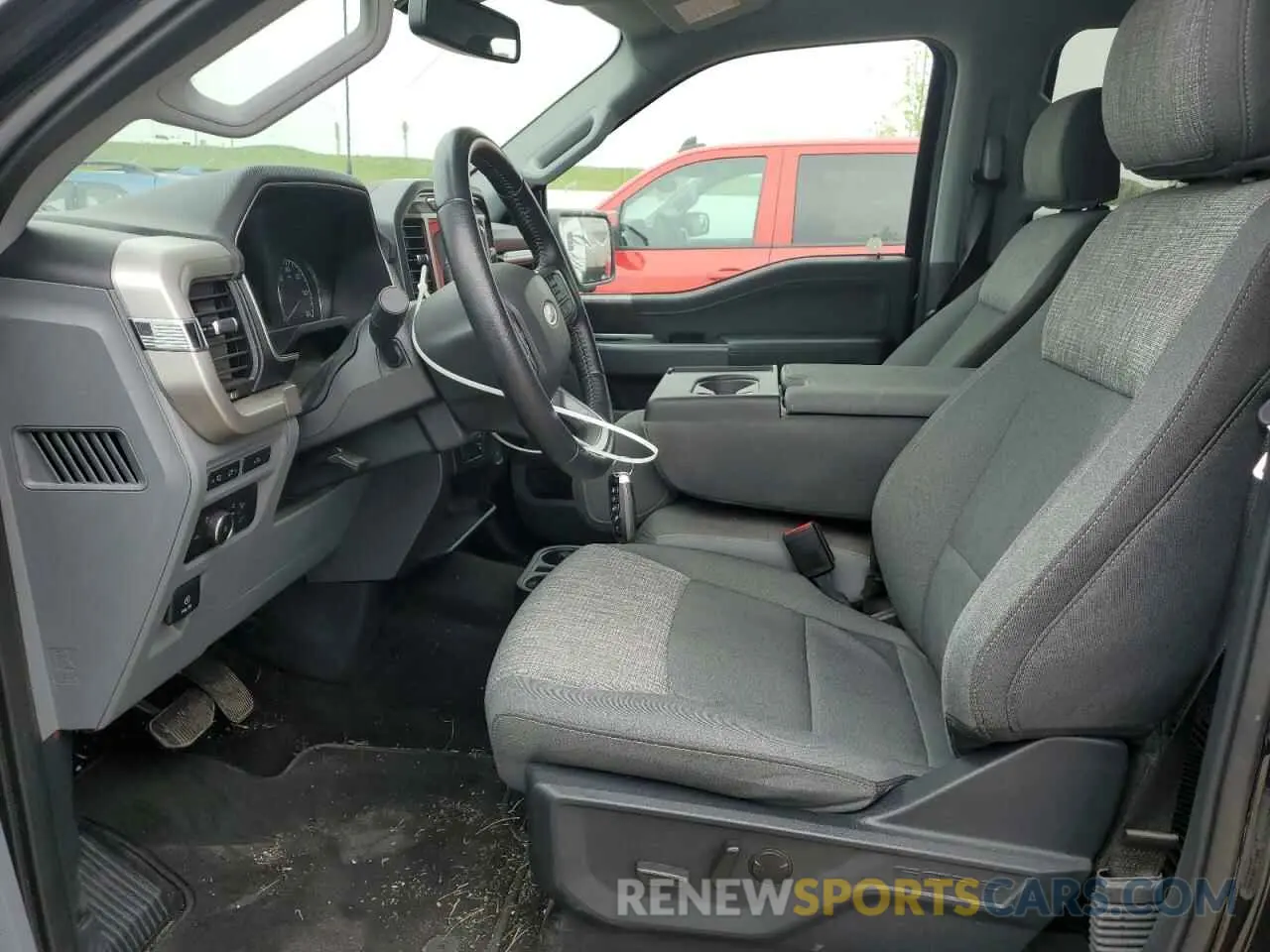 7 Photograph of a damaged car 1FTEW1EP1MFC70194 FORD F-150 2021