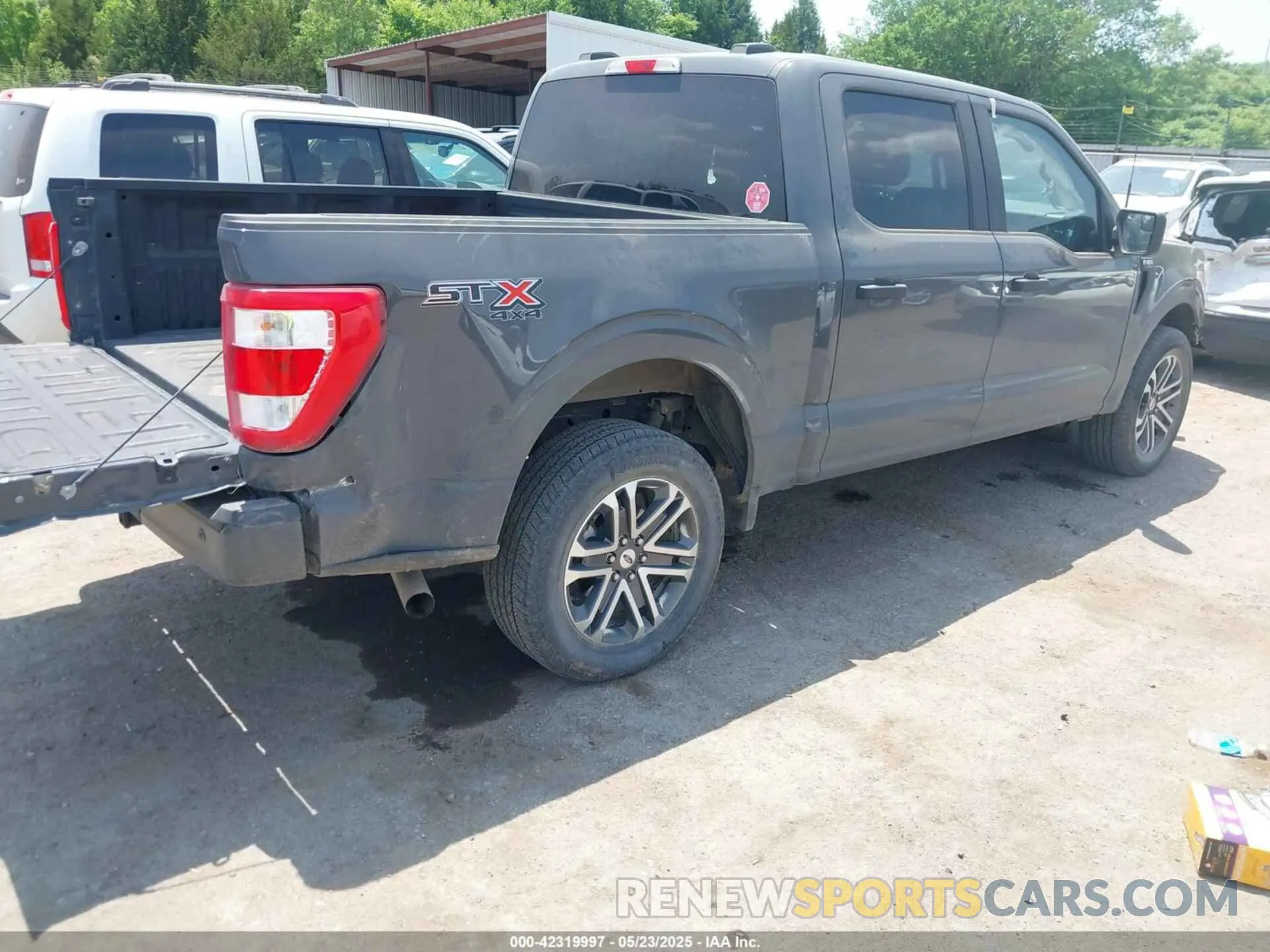 4 Photograph of a damaged car 1FTEW1EP2MFB48511 FORD F-150 2021