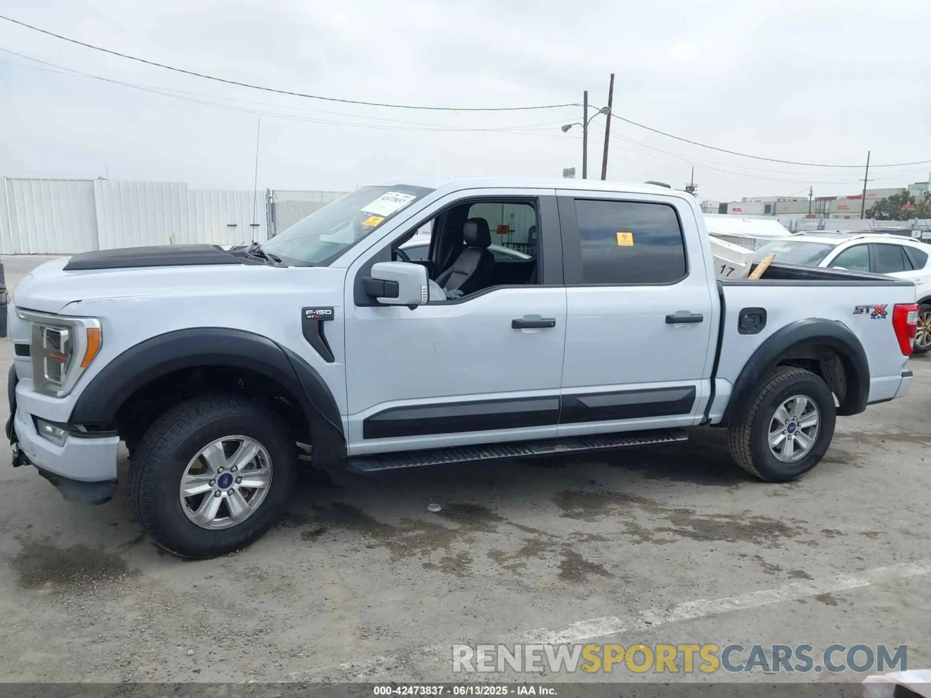 14 Photograph of a damaged car 1FTEW1EP2MKD26134 FORD F-150 2021