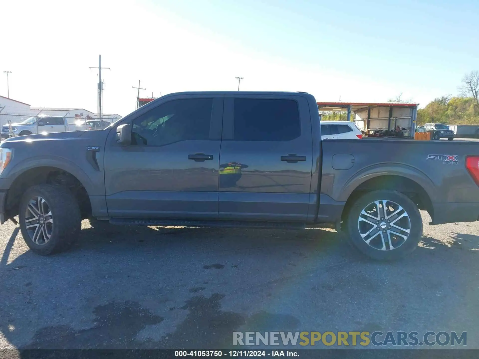 14 Photograph of a damaged car 1FTEW1EP3MKE33600 FORD F-150 2021