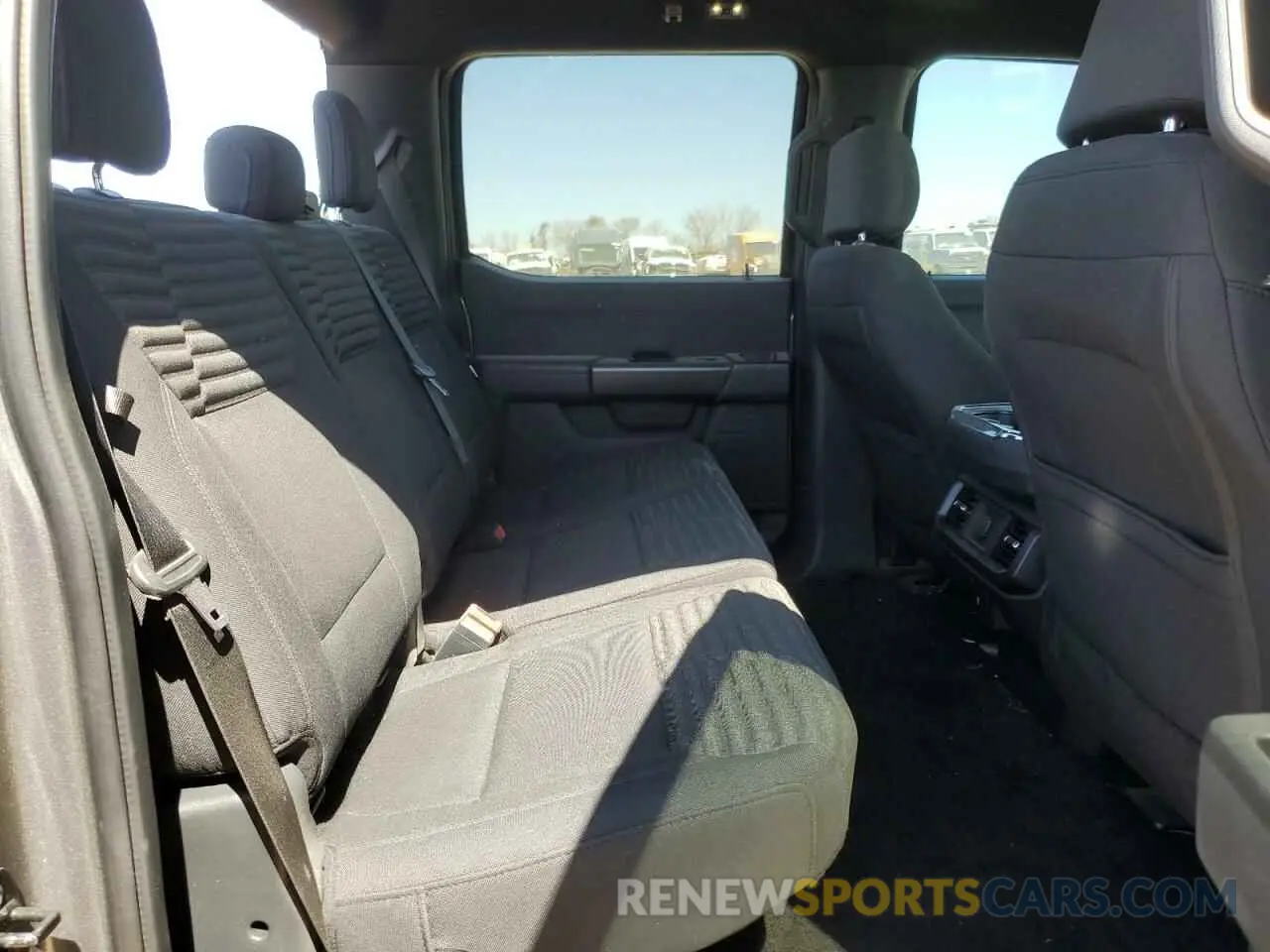 10 Photograph of a damaged car 1FTEW1EP3MKE81596 FORD F-150 2021