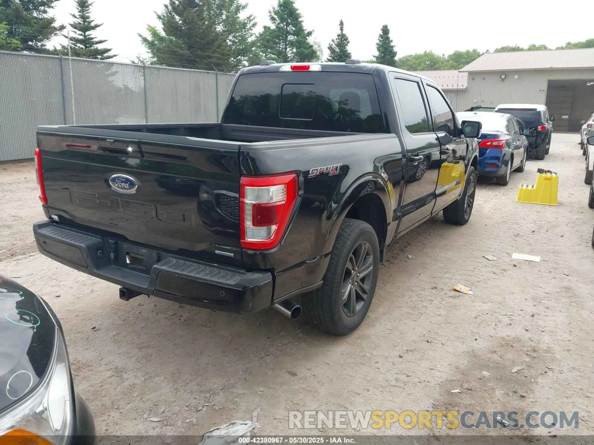 4 Photograph of a damaged car 1FTEW1EP4MFA01378 FORD F-150 2021