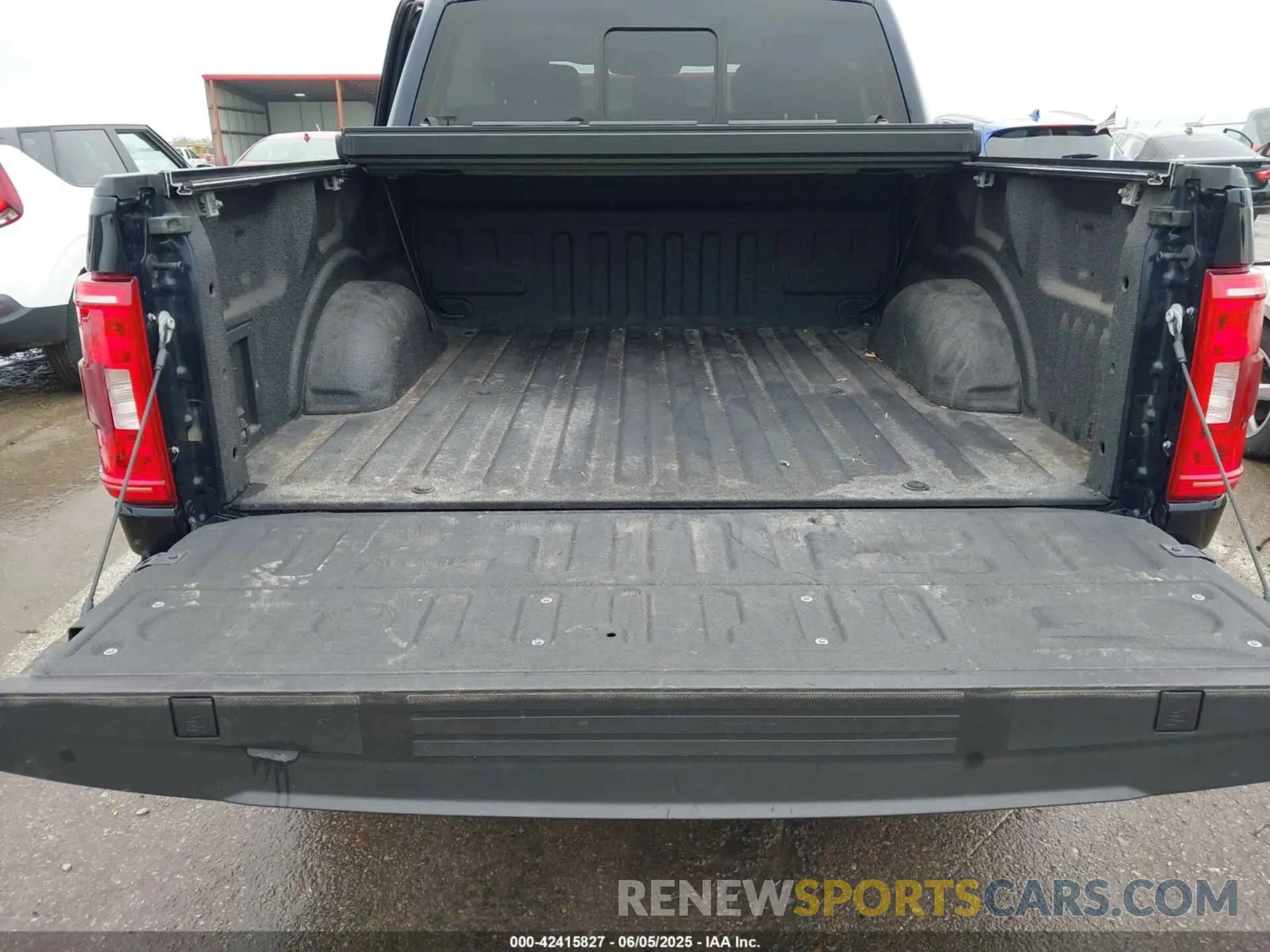 12 Photograph of a damaged car 1FTEW1EP7MKE40582 FORD F-150 2021