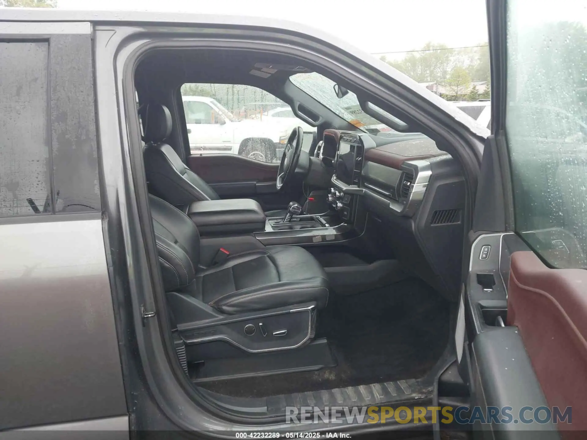 5 Photograph of a damaged car 1FTEW1EP8MKD00329 FORD F-150 2021