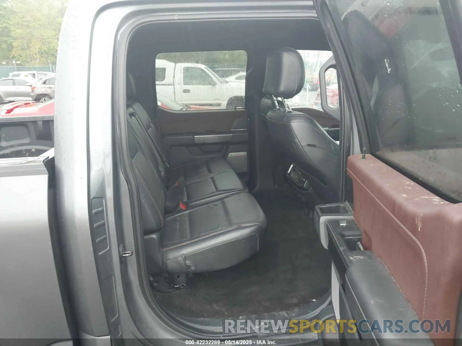 8 Photograph of a damaged car 1FTEW1EP8MKD00329 FORD F-150 2021