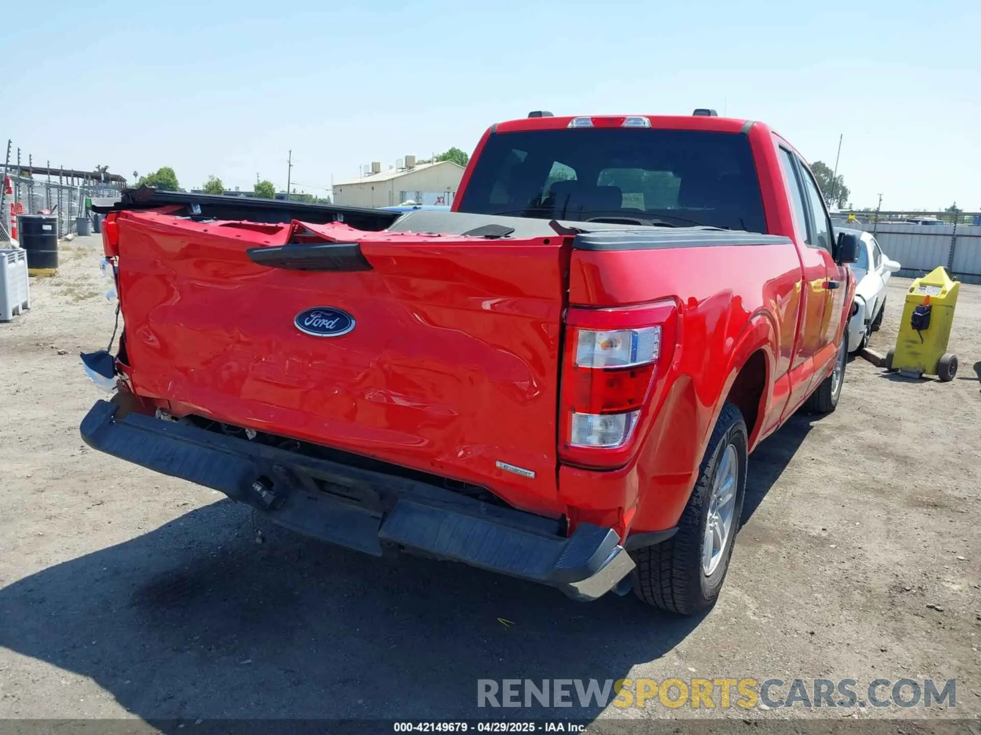 4 Photograph of a damaged car 1FTEX1C82MKE57427 FORD F-150 2021