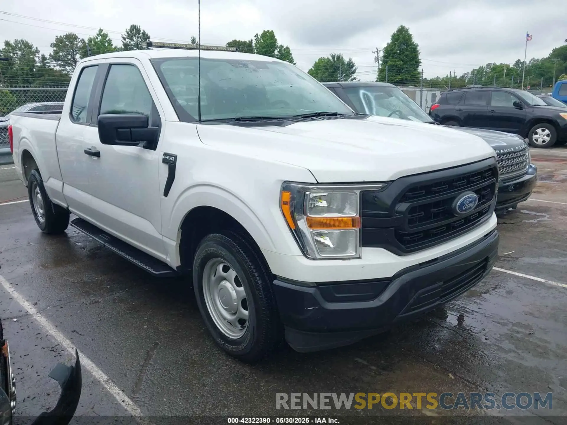13 Photograph of a damaged car 1FTEX1CB1MKF08718 FORD F-150 2021