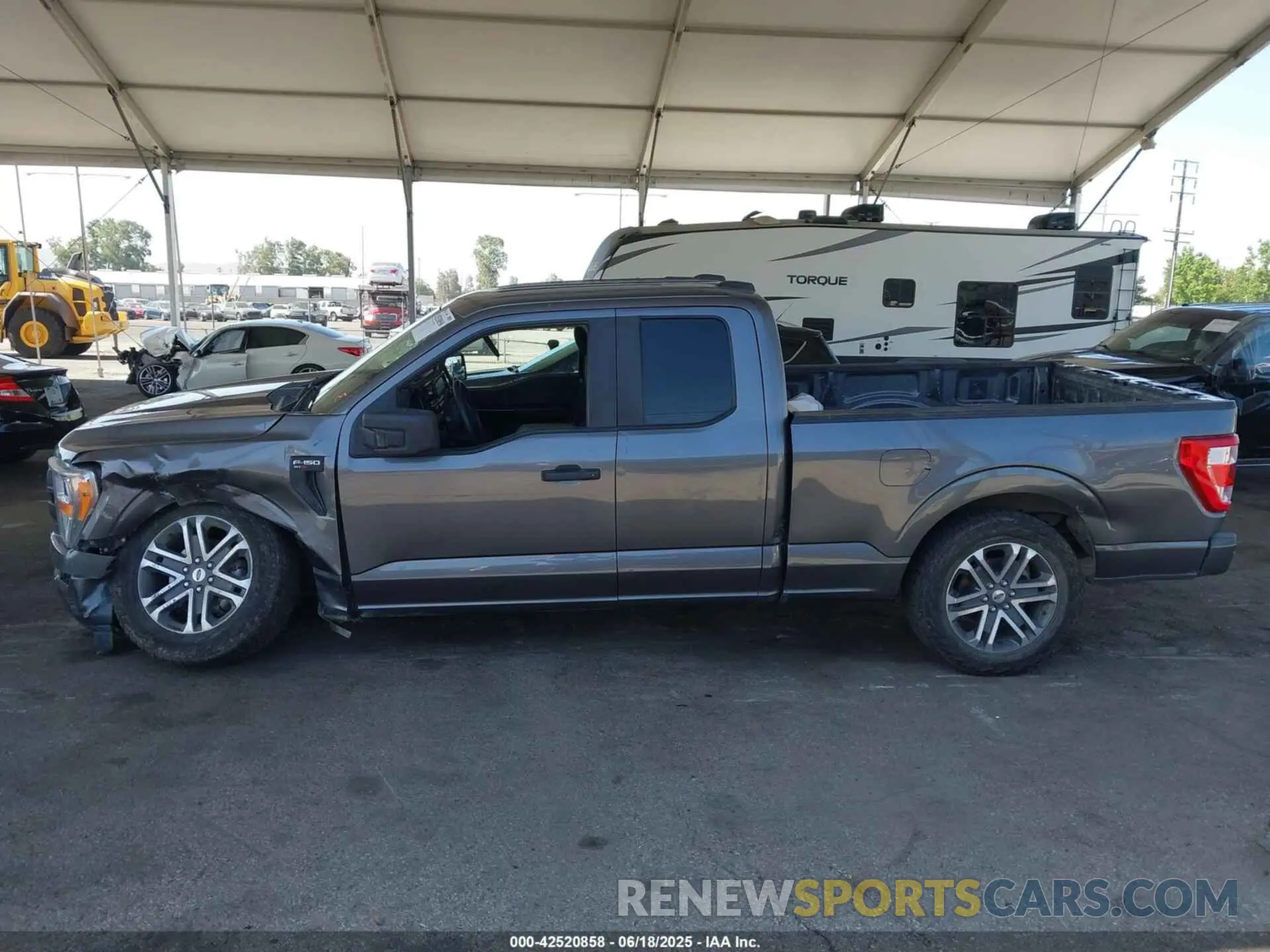 14 Photograph of a damaged car 1FTEX1CP5MFA52842 FORD F-150 2021