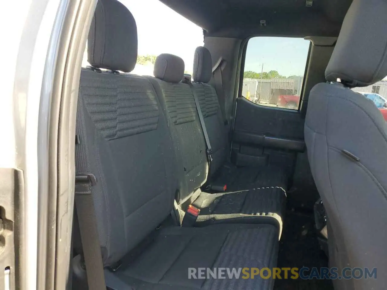 10 Photograph of a damaged car 1FTEX1CP5MKE62550 FORD F-150 2021
