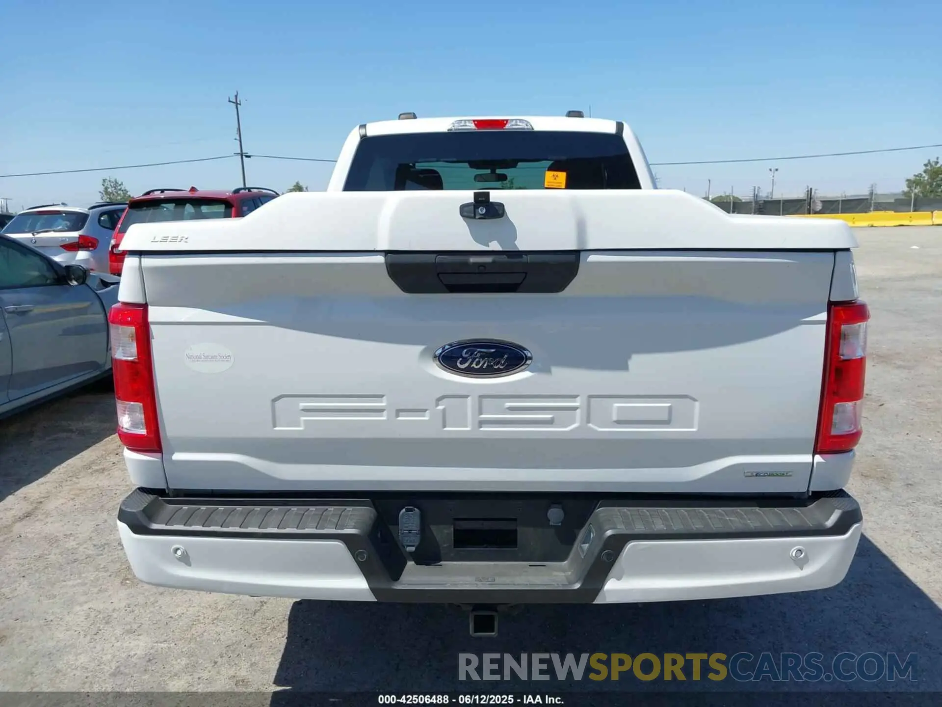 17 Photograph of a damaged car 1FTEX1CP7MFA52910 FORD F-150 2021