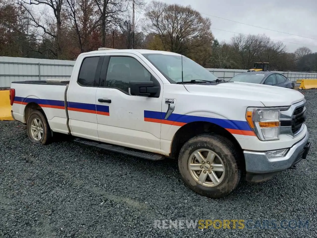 4 Photograph of a damaged car 1FTEX1EB1MKE44046 FORD F-150 2021