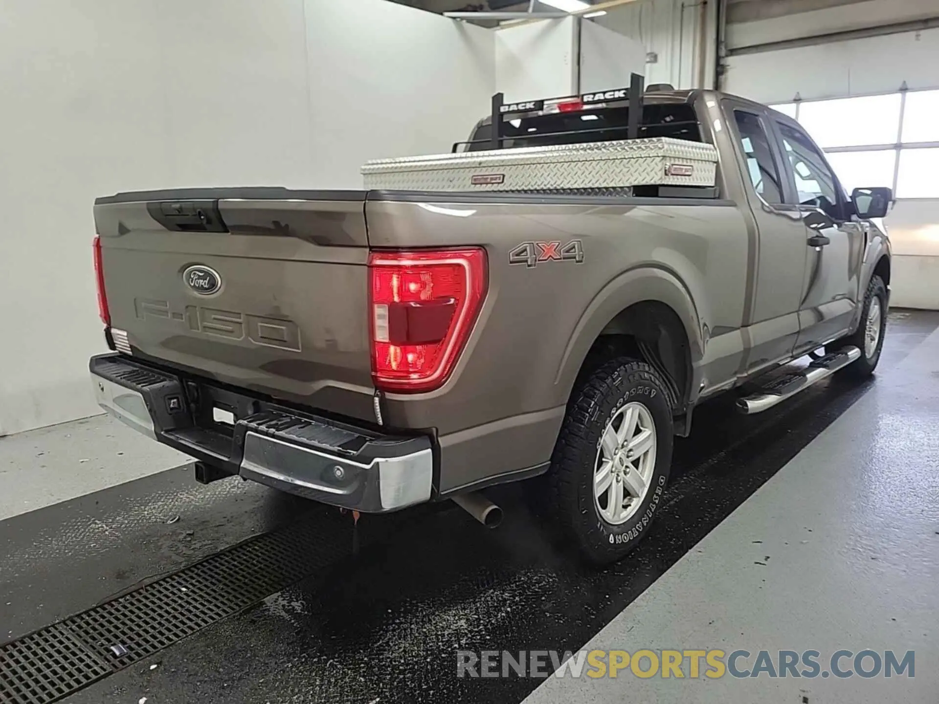 20 Photograph of a damaged car 1FTEX1EB8MFB43749 FORD F-150 2021