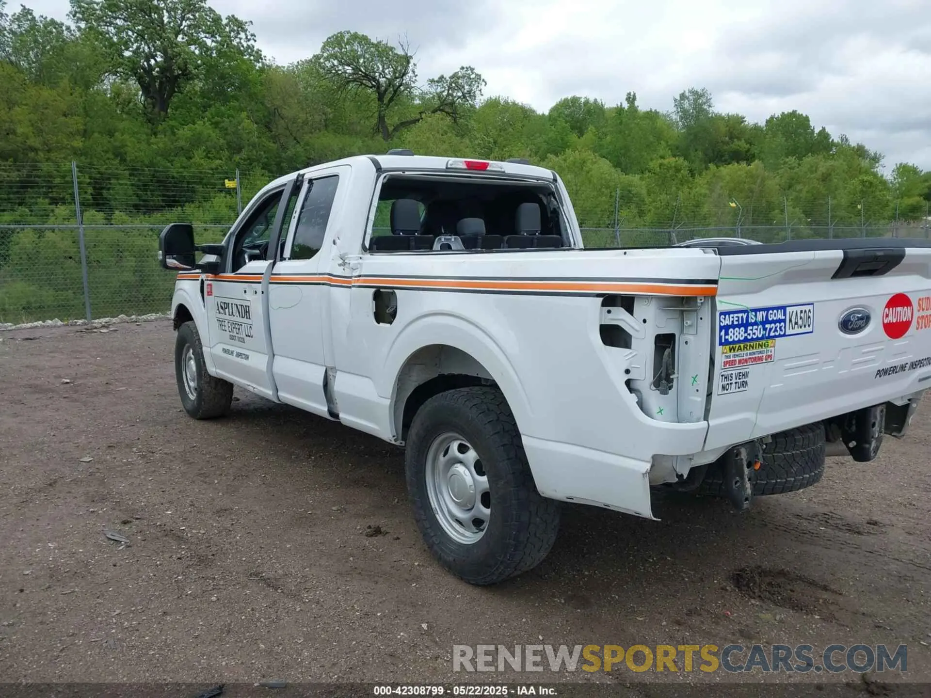 3 Photograph of a damaged car 1FTEX1EP0MKF02997 FORD F-150 2021