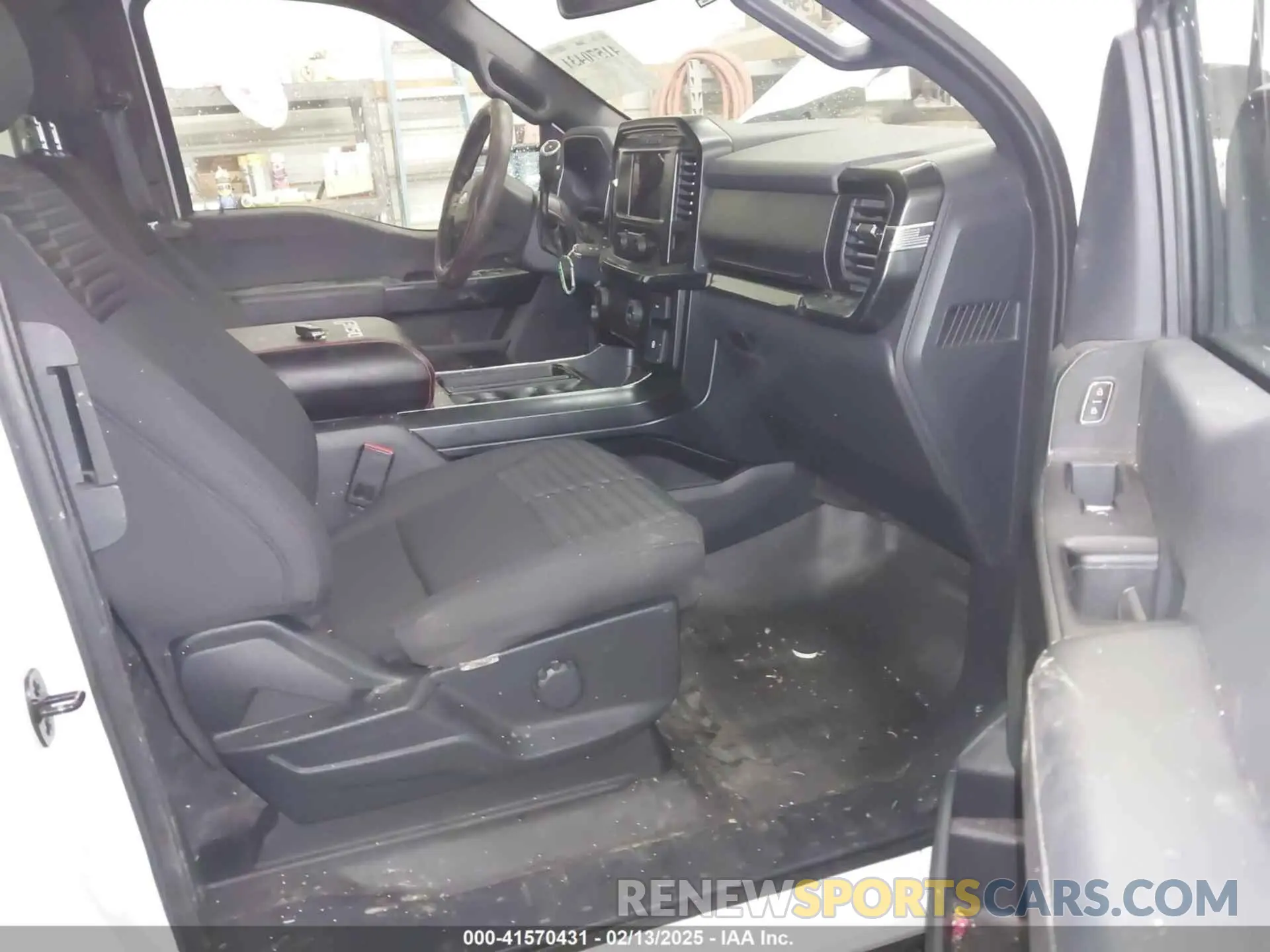 5 Photograph of a damaged car 1FTEX1EP2MFA20136 FORD F-150 2021