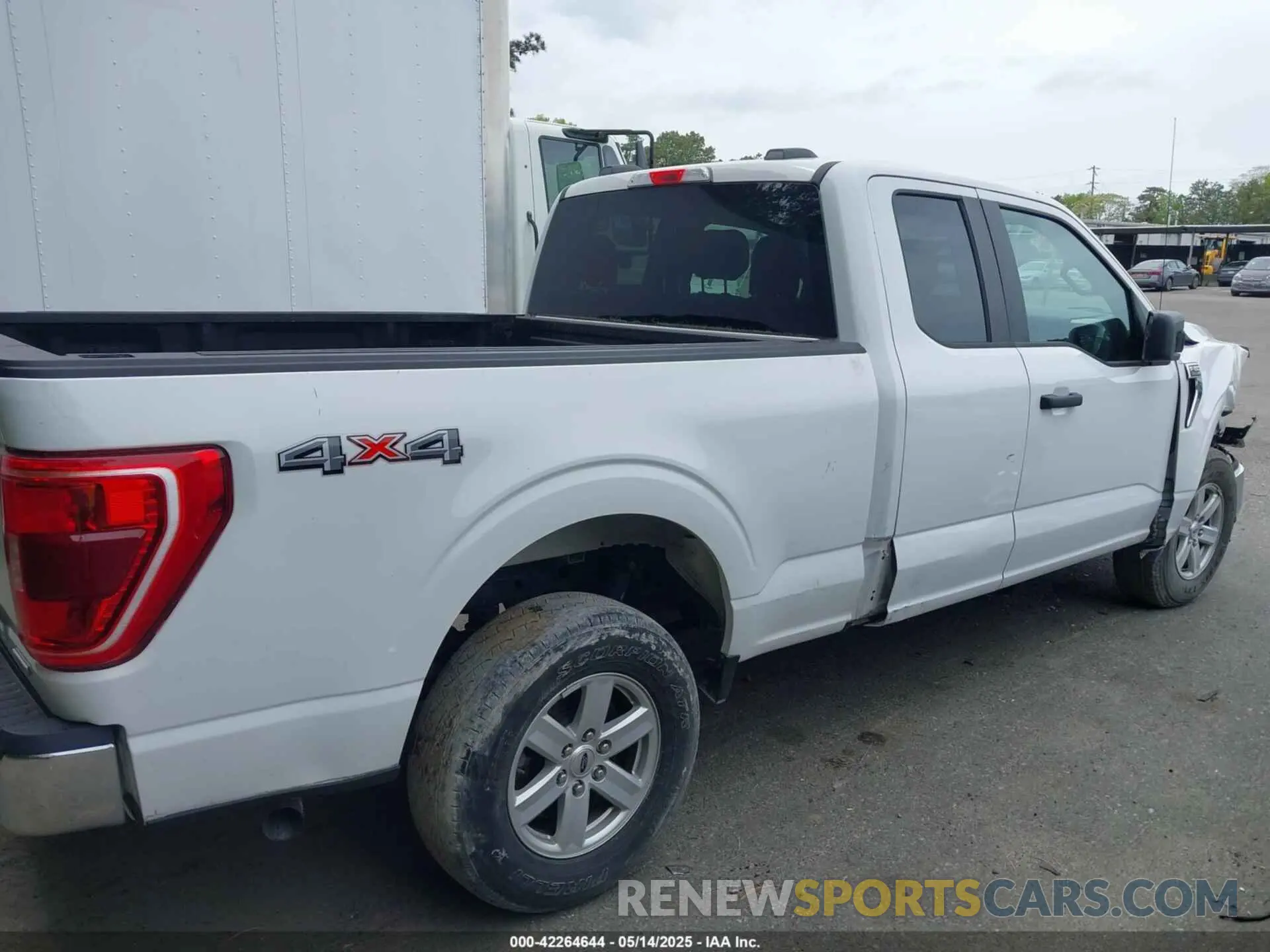 13 Photograph of a damaged car 1FTEX1EP4MKD39402 FORD F-150 2021