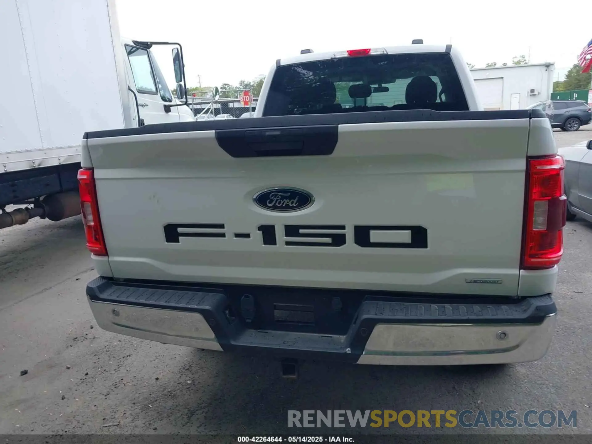 16 Photograph of a damaged car 1FTEX1EP4MKD39402 FORD F-150 2021