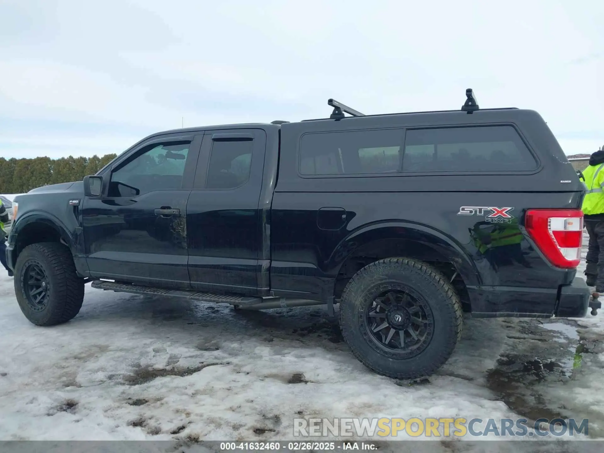 14 Photograph of a damaged car 1FTEX1EP7MFA30841 FORD F-150 2021