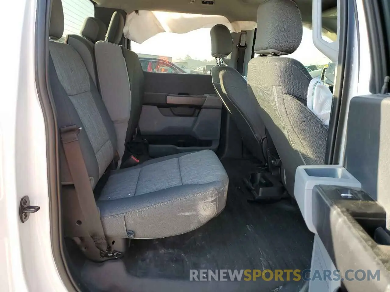 10 Photograph of a damaged car 1FTFW1CD1MFD11386 FORD F-150 2021