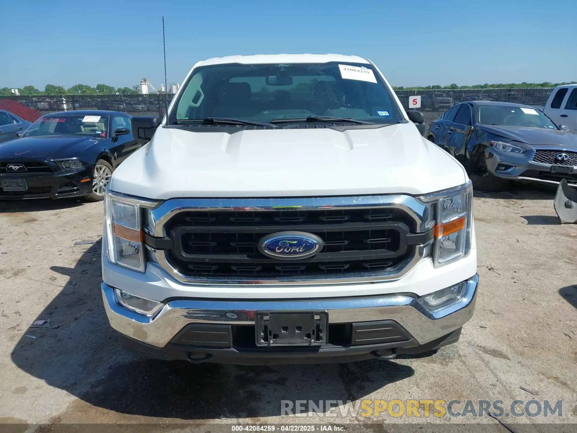 12 Photograph of a damaged car 1FTFW1E17MFC73360 FORD F-150 2021