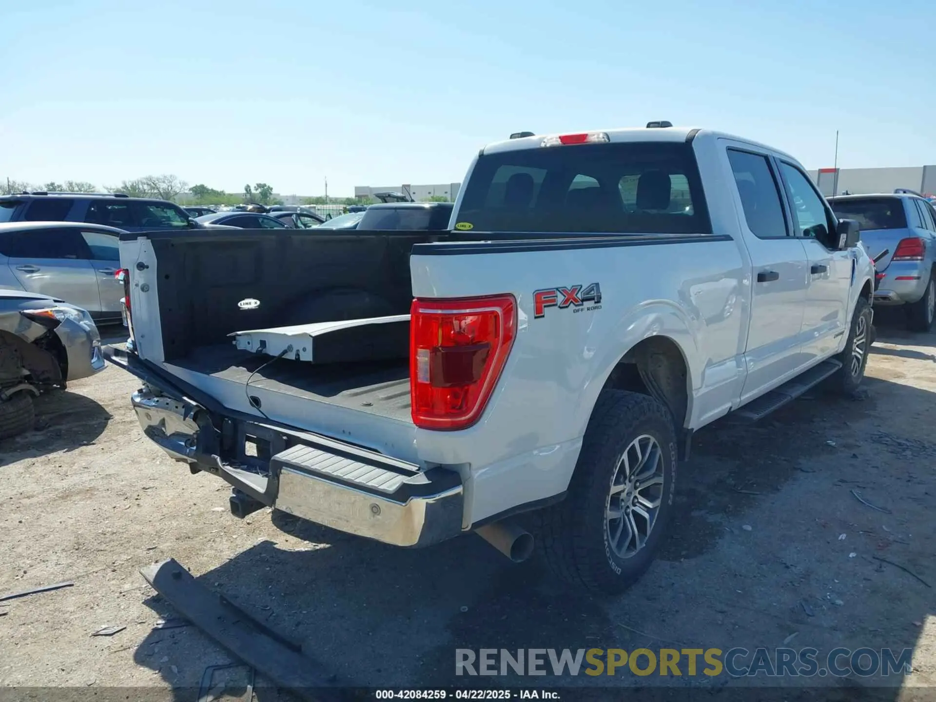 4 Photograph of a damaged car 1FTFW1E17MFC73360 FORD F-150 2021