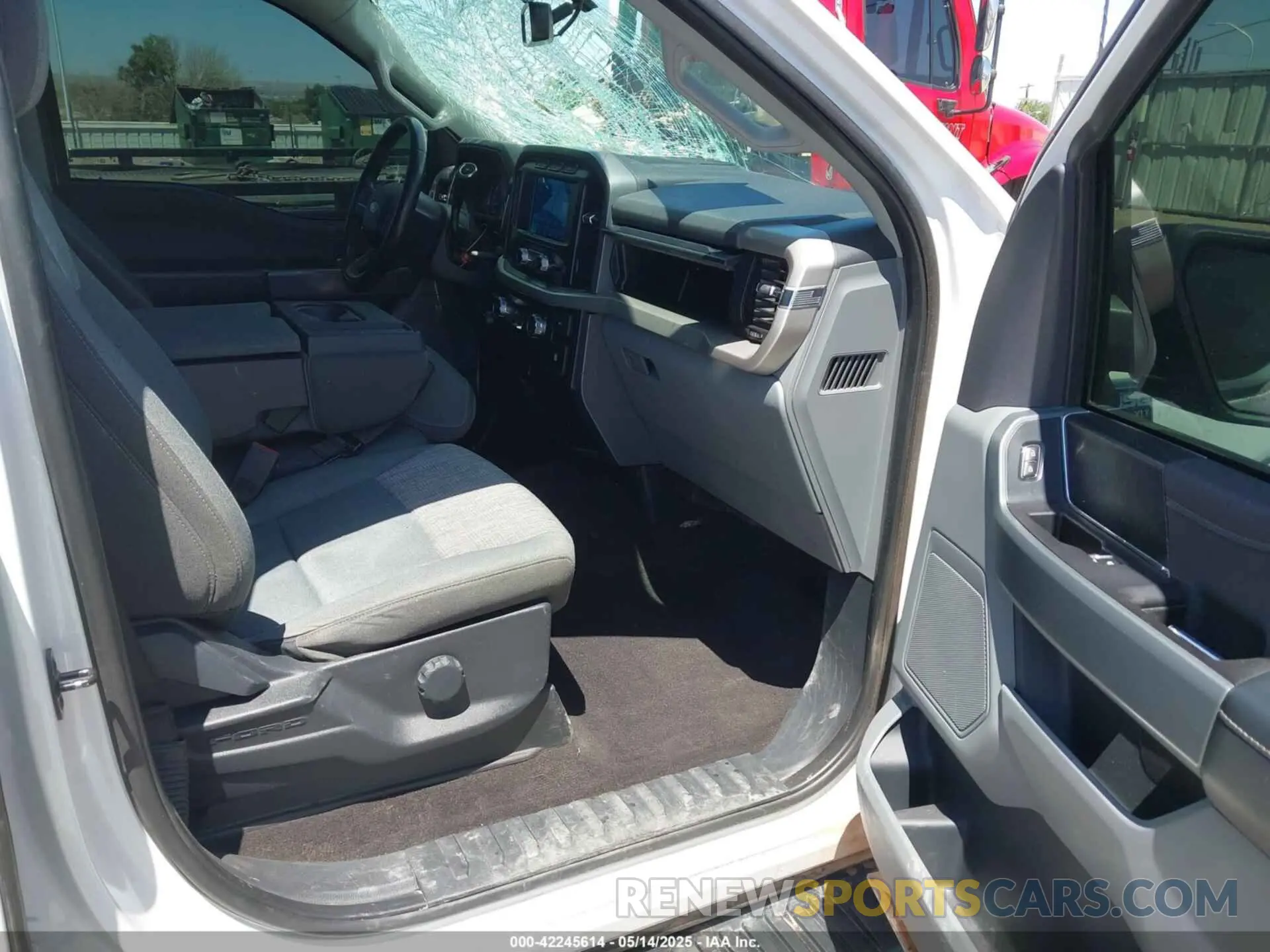 5 Photograph of a damaged car 1FTFW1E19MFC73313 FORD F-150 2021