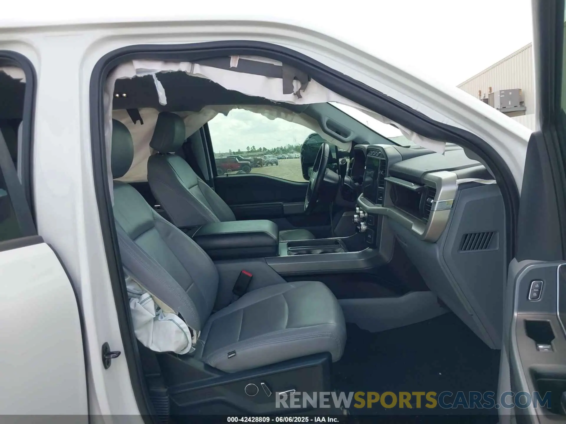 5 Photograph of a damaged car 1FTFW1E51MFC12069 FORD F-150 2021