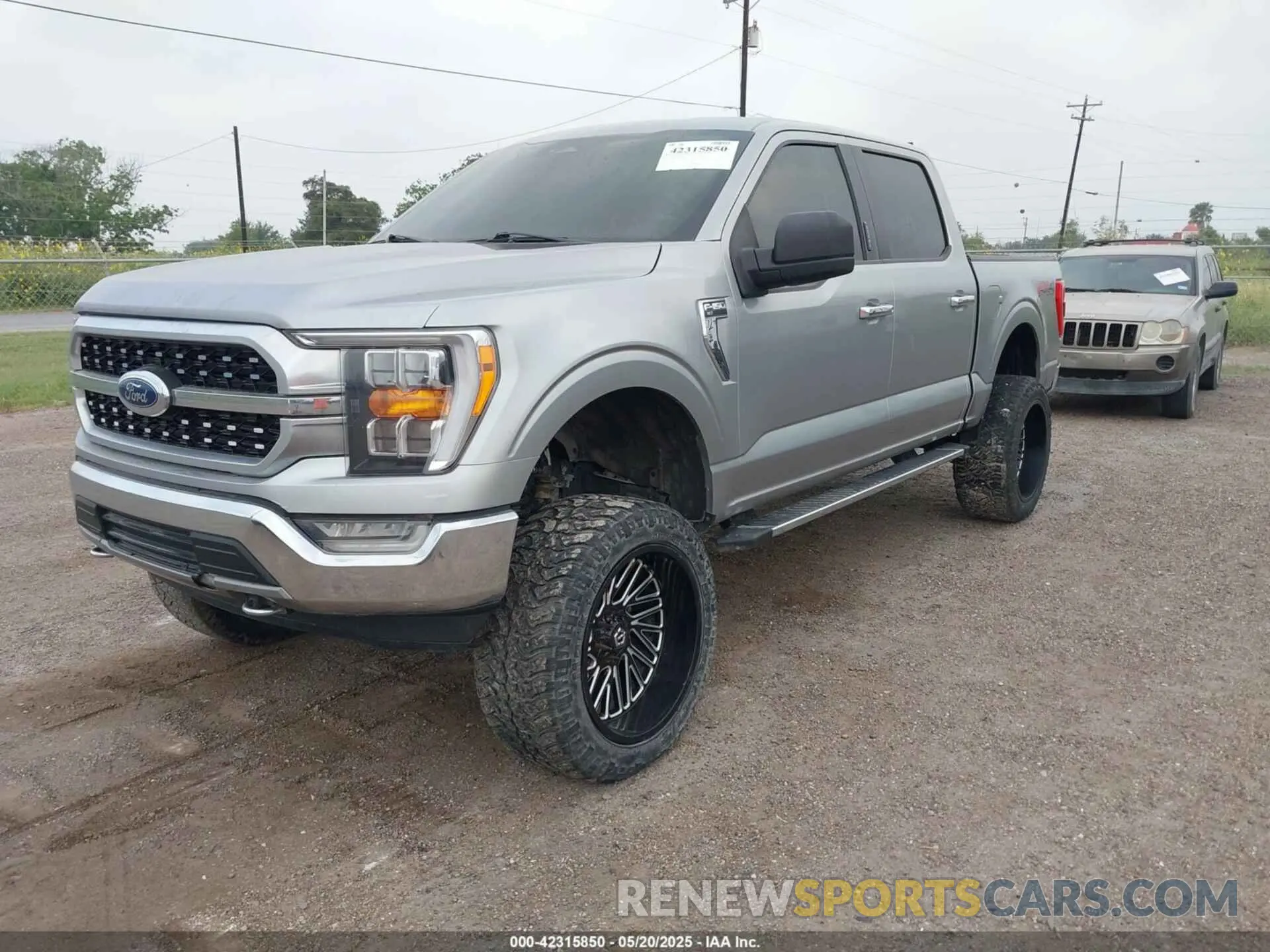 2 Photograph of a damaged car 1FTFW1E52MKD94436 FORD F-150 2021