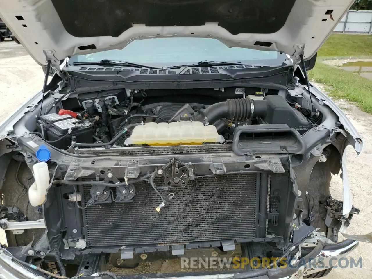 11 Photograph of a damaged car 1FTFW1E53MFB17934 FORD F-150 2021