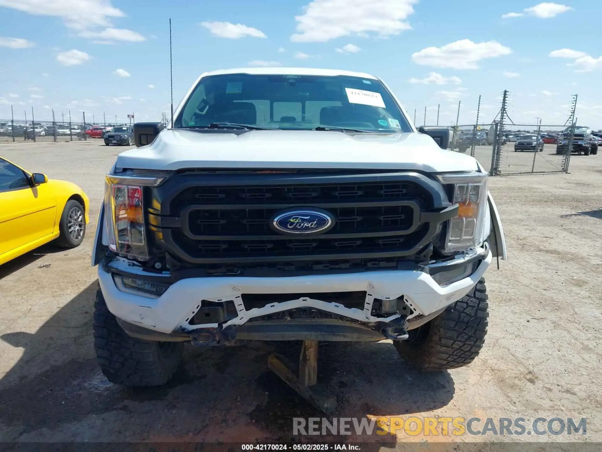 13 Photograph of a damaged car 1FTFW1E54MFC82133 FORD F-150 2021