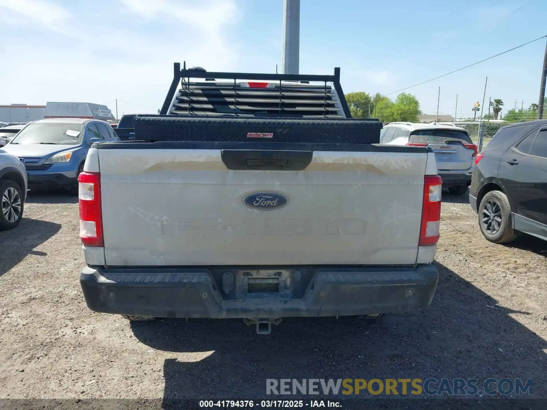 16 Photograph of a damaged car 1FTFW1E54MKD22069 FORD F-150 2021