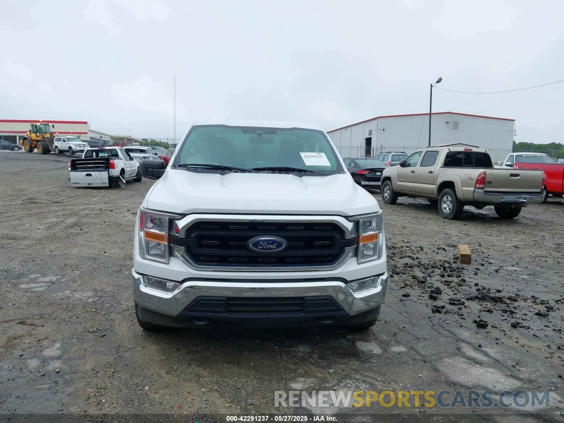 13 Photograph of a damaged car 1FTFW1E54MKD60868 FORD F-150 2021