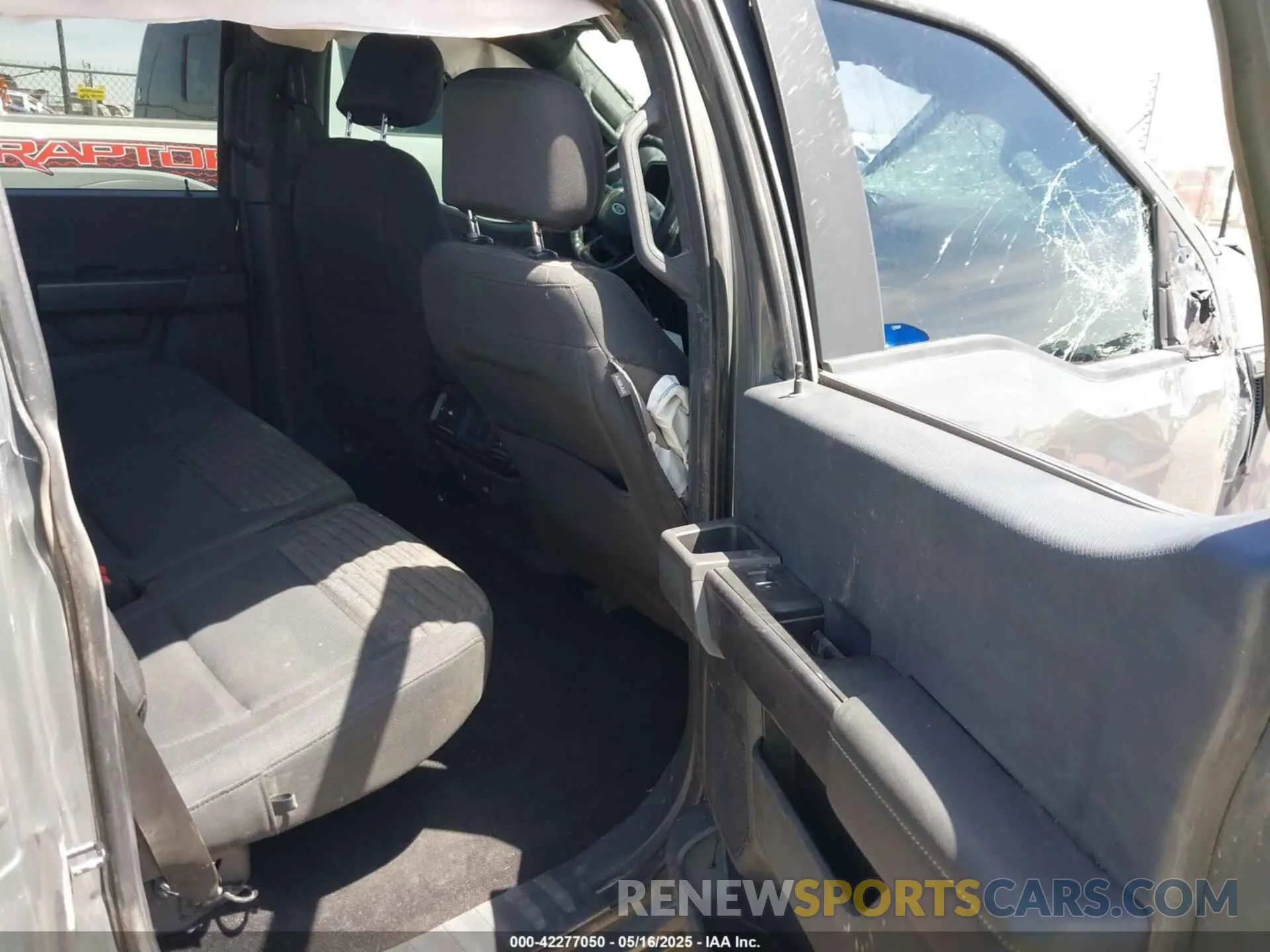 8 Photograph of a damaged car 1FTFW1E54MKE82419 FORD F-150 2021