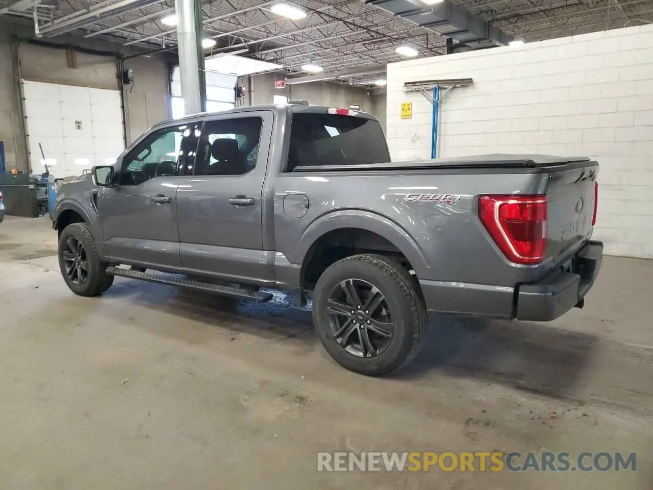 2 Photograph of a damaged car 1FTFW1E55MFA52455 FORD F-150 2021