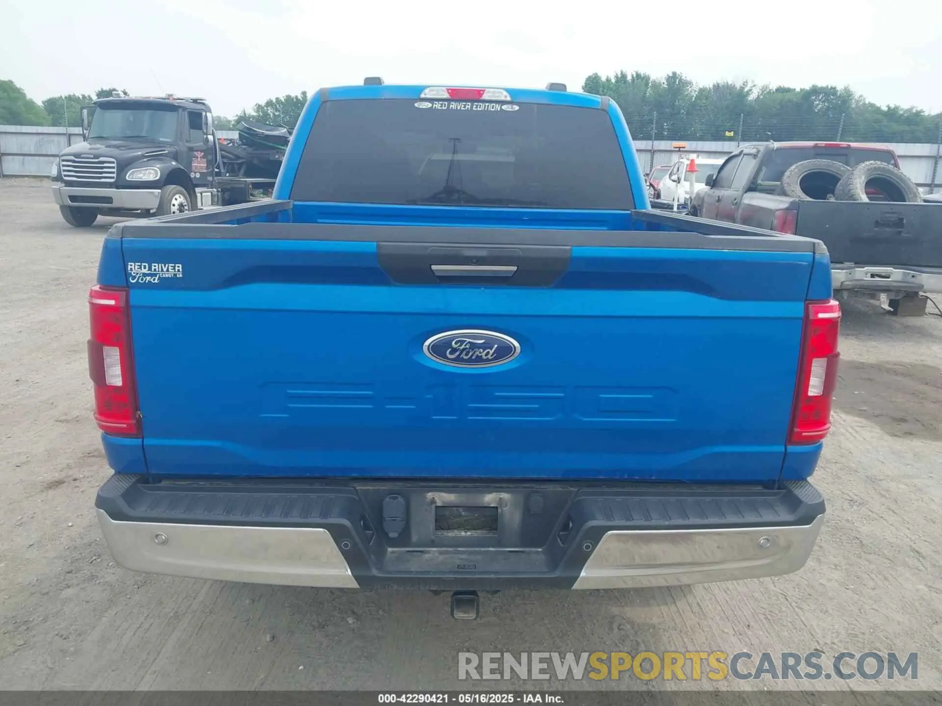 16 Photograph of a damaged car 1FTFW1E55MFB60428 FORD F-150 2021