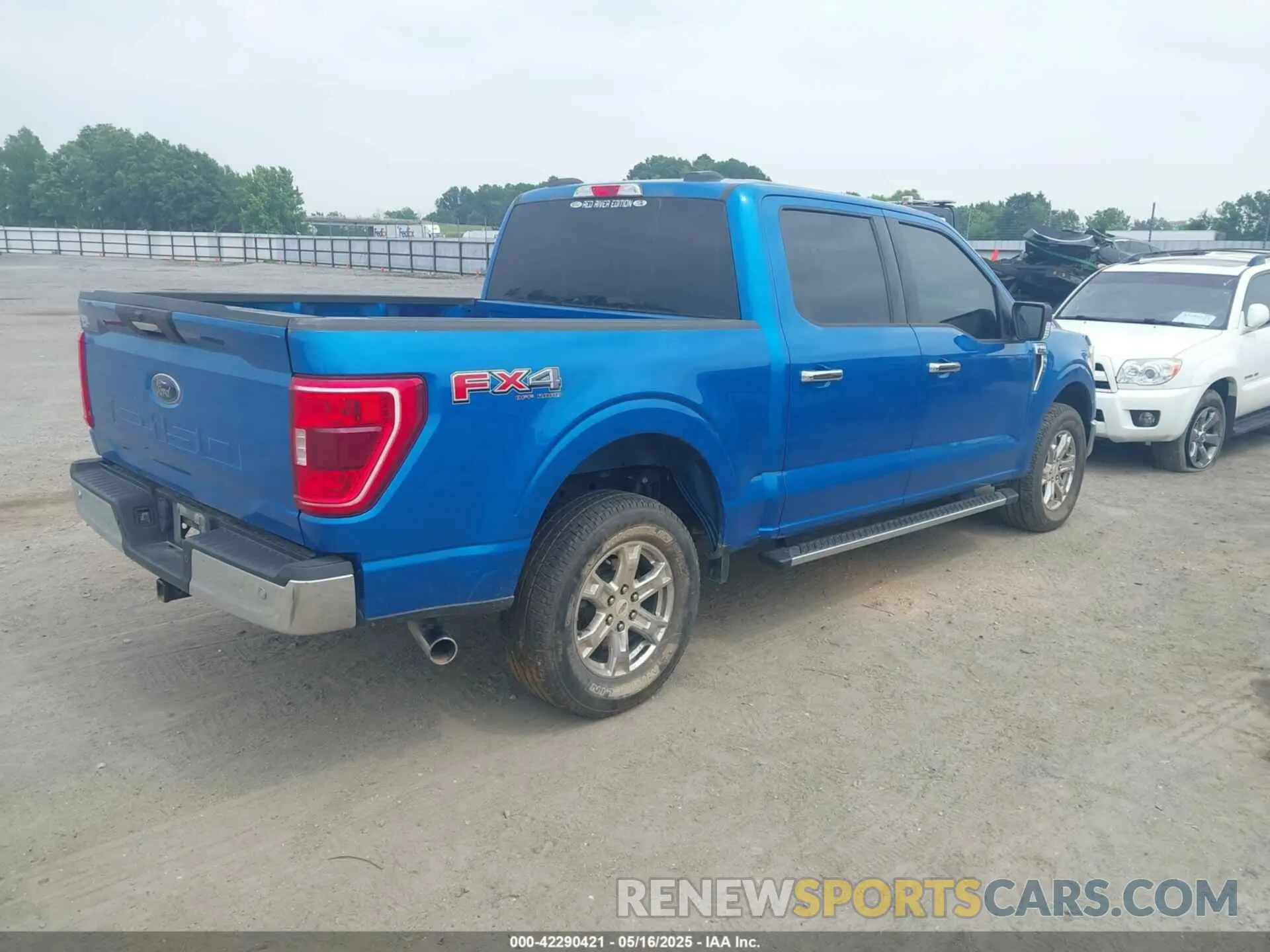 4 Photograph of a damaged car 1FTFW1E55MFB60428 FORD F-150 2021