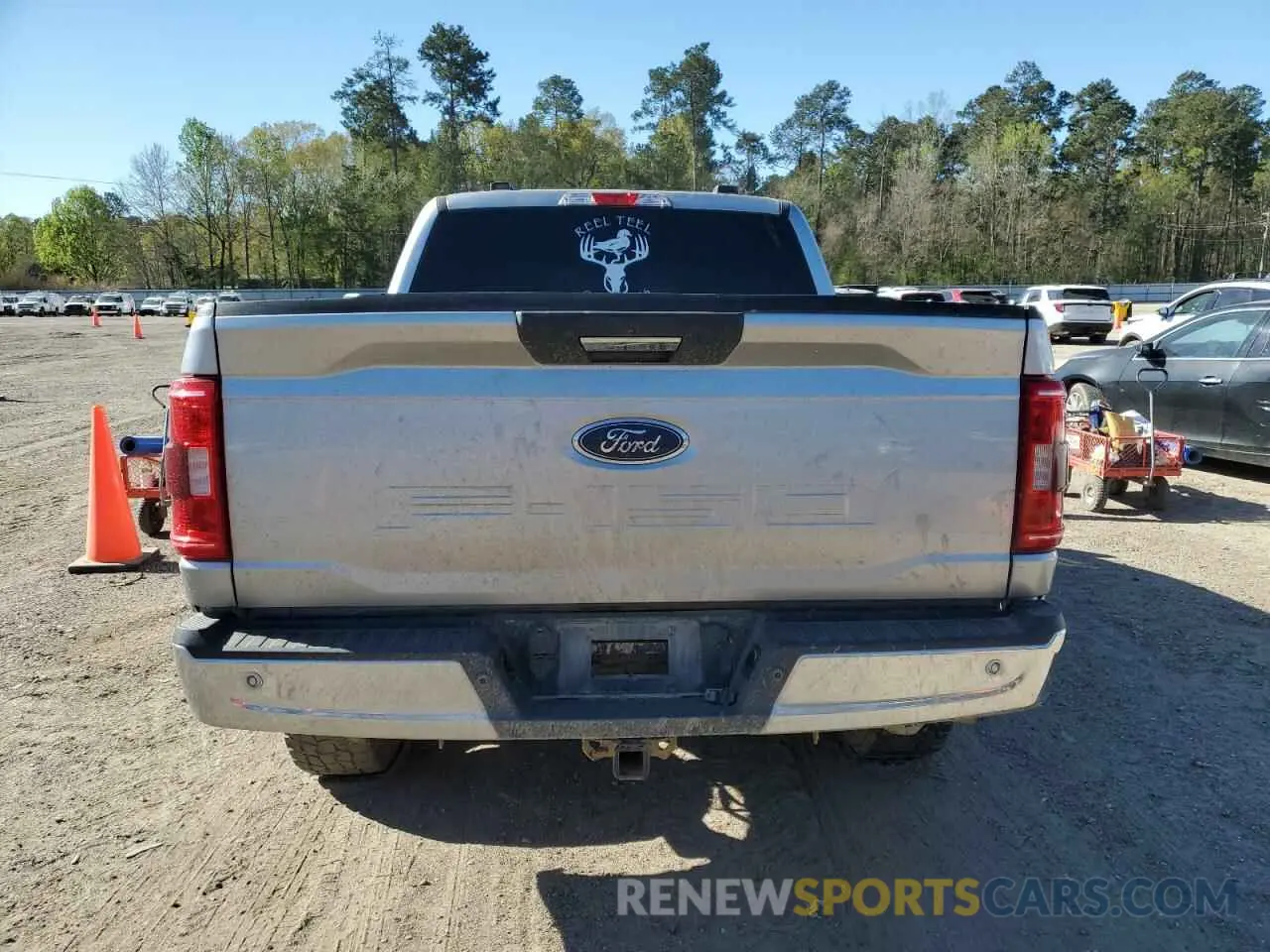 6 Photograph of a damaged car 1FTFW1E55MFC65325 FORD F-150 2021