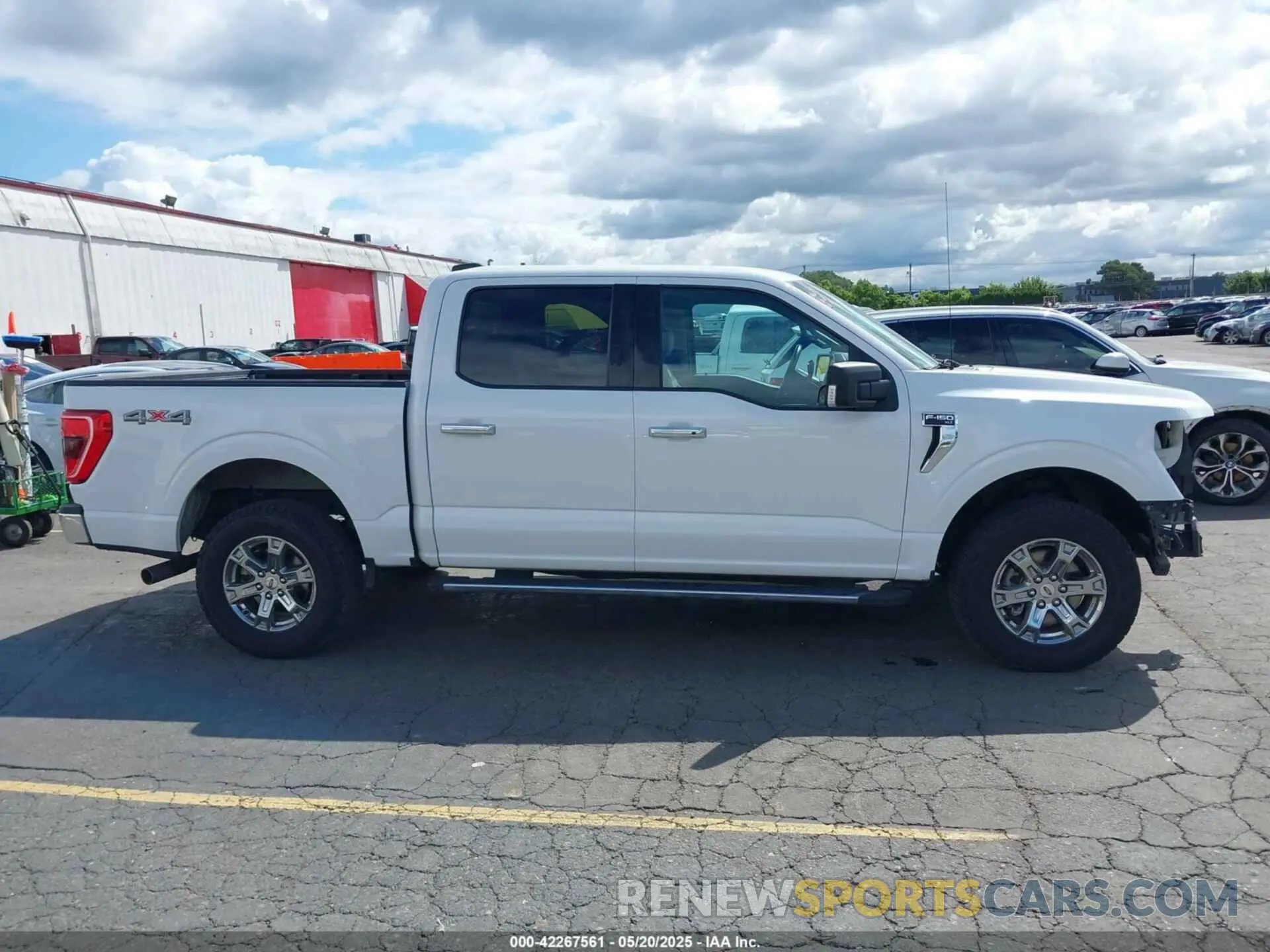 14 Photograph of a damaged car 1FTFW1E56MFA73752 FORD F-150 2021