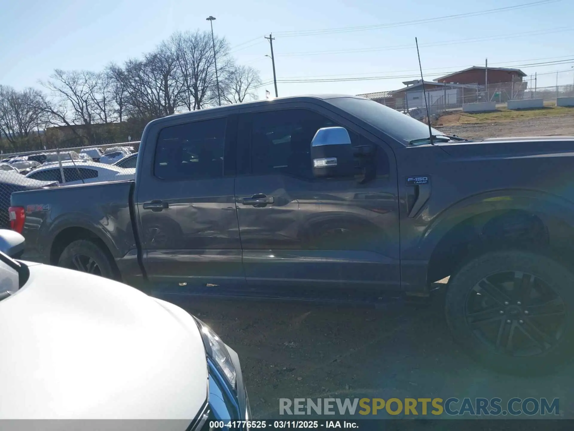 14 Photograph of a damaged car 1FTFW1E56MFC19065 FORD F-150 2021