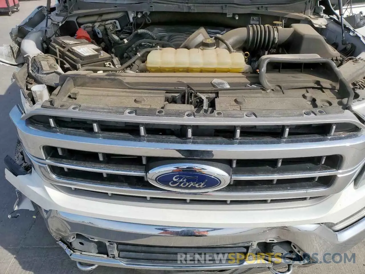 11 Photograph of a damaged car 1FTFW1E56MFC27389 FORD F-150 2021
