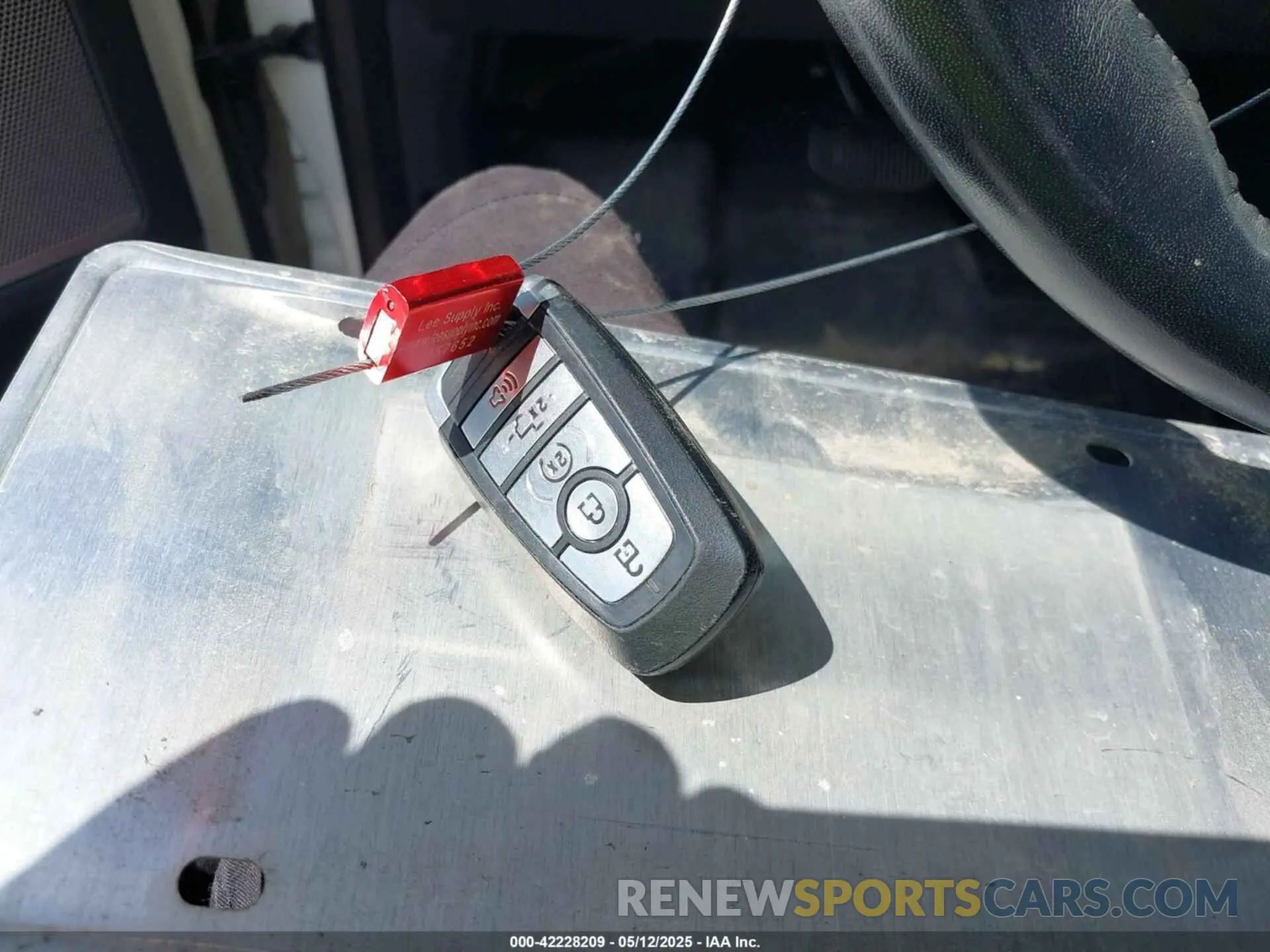 11 Photograph of a damaged car 1FTFW1E56MFC46248 FORD F-150 2021