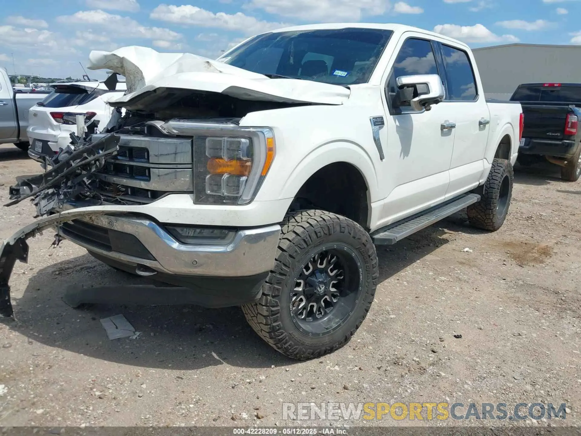 2 Photograph of a damaged car 1FTFW1E56MFC46248 FORD F-150 2021